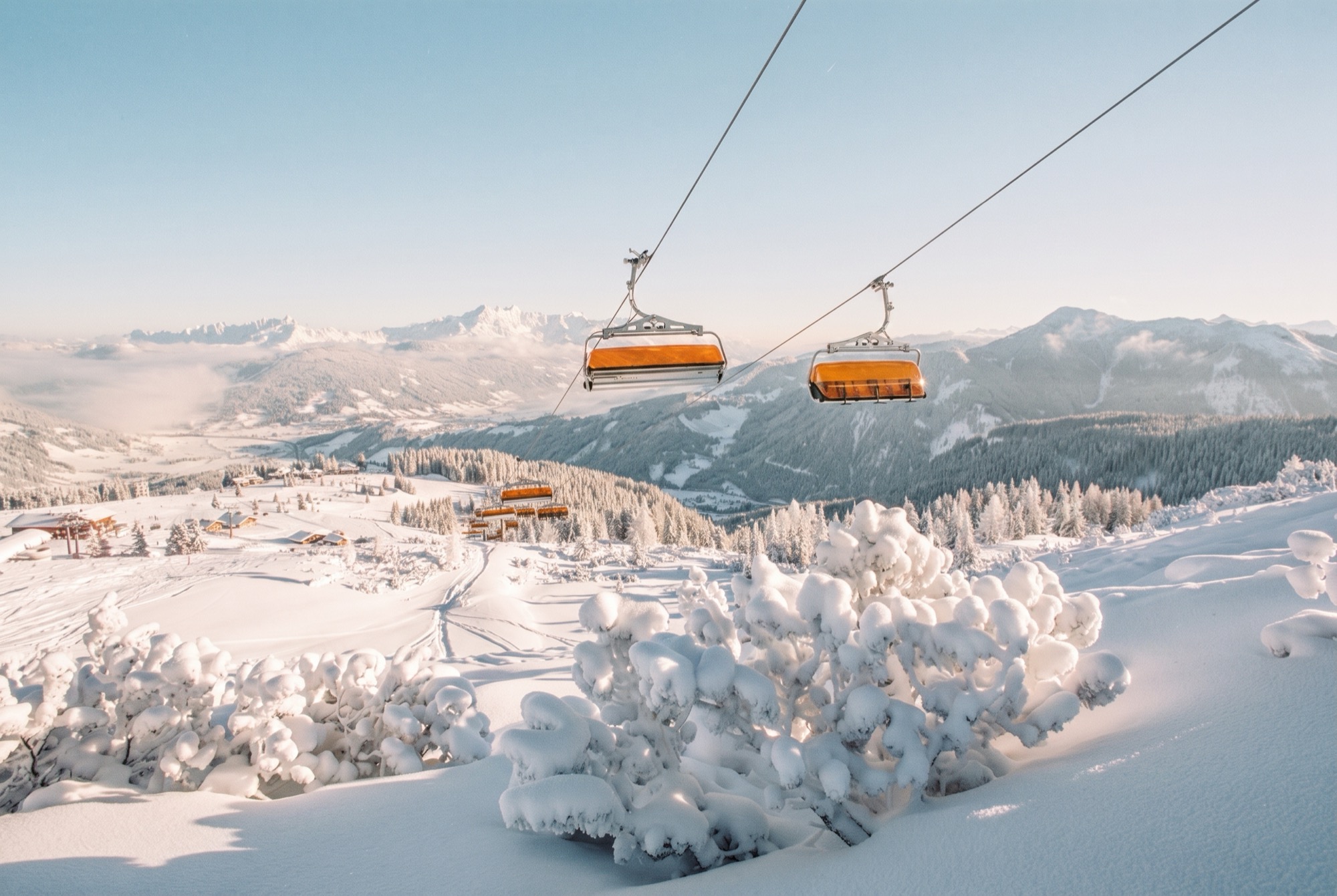 Skifahren in Österreich: 20 Top-Skigebiete und Skipass-Preise 2026 15 Pisten in Flachau im Salzburger Land