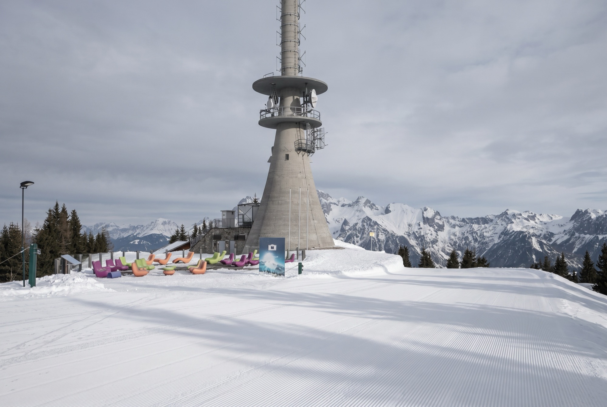Schladming and Ski amadé: 14 Tips for Austria's Largest Ski Pass in 2026 10 Hauser Kaibling summit with Dachstein views