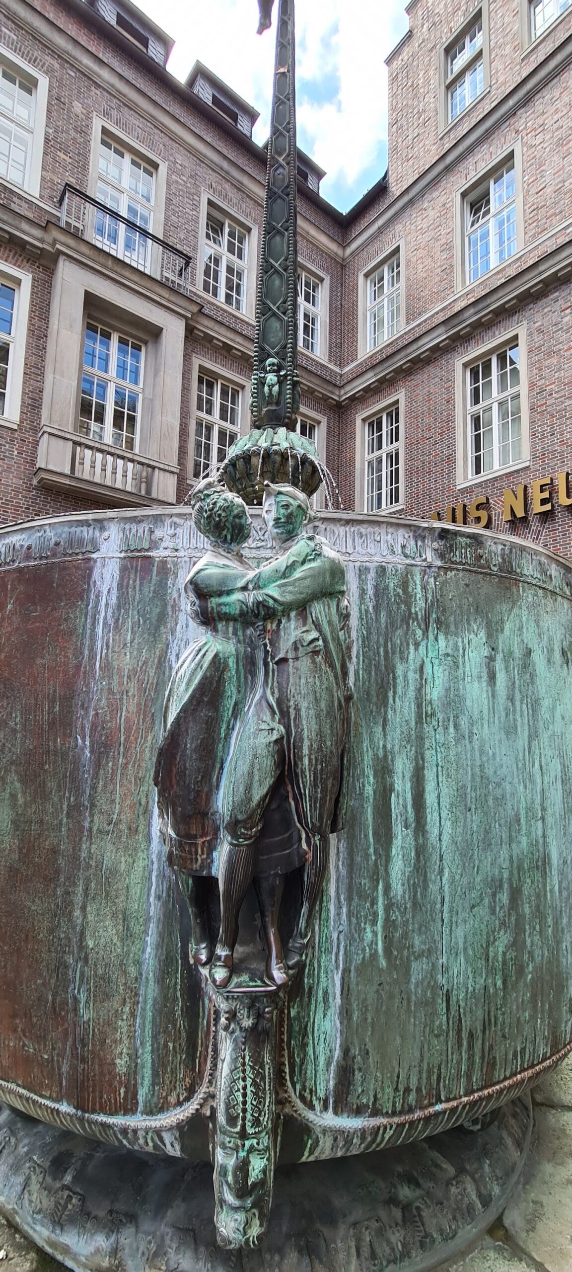Cologne, Germany: 22 Things to See and Do in 2026 20 Altstadt, Fischmarkt and Alter Markt