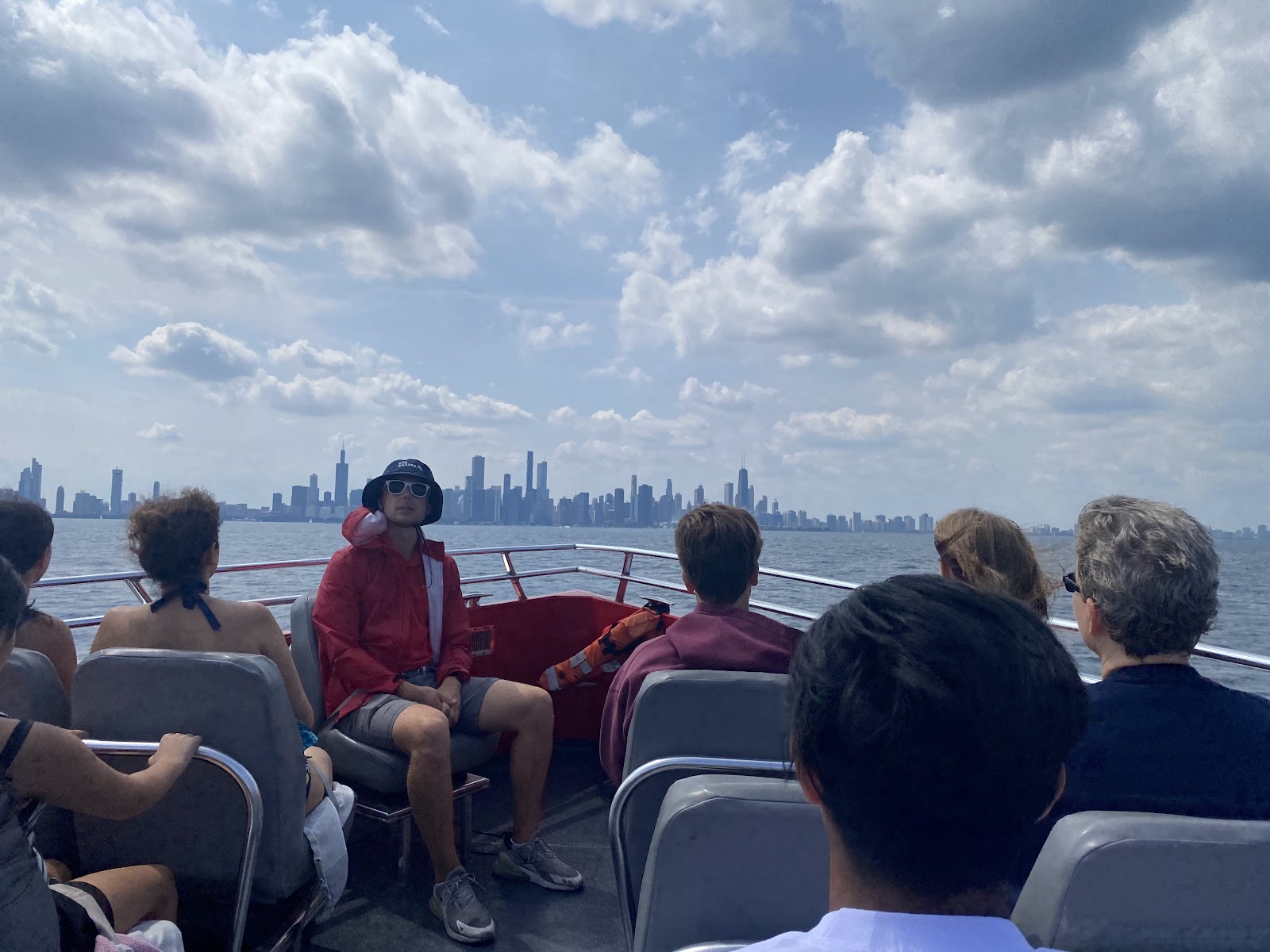 Chicago, Estados Unidos: 22 consejos sobre qué ver y hacer en 2026 4 Crucero arquitectónico por el río