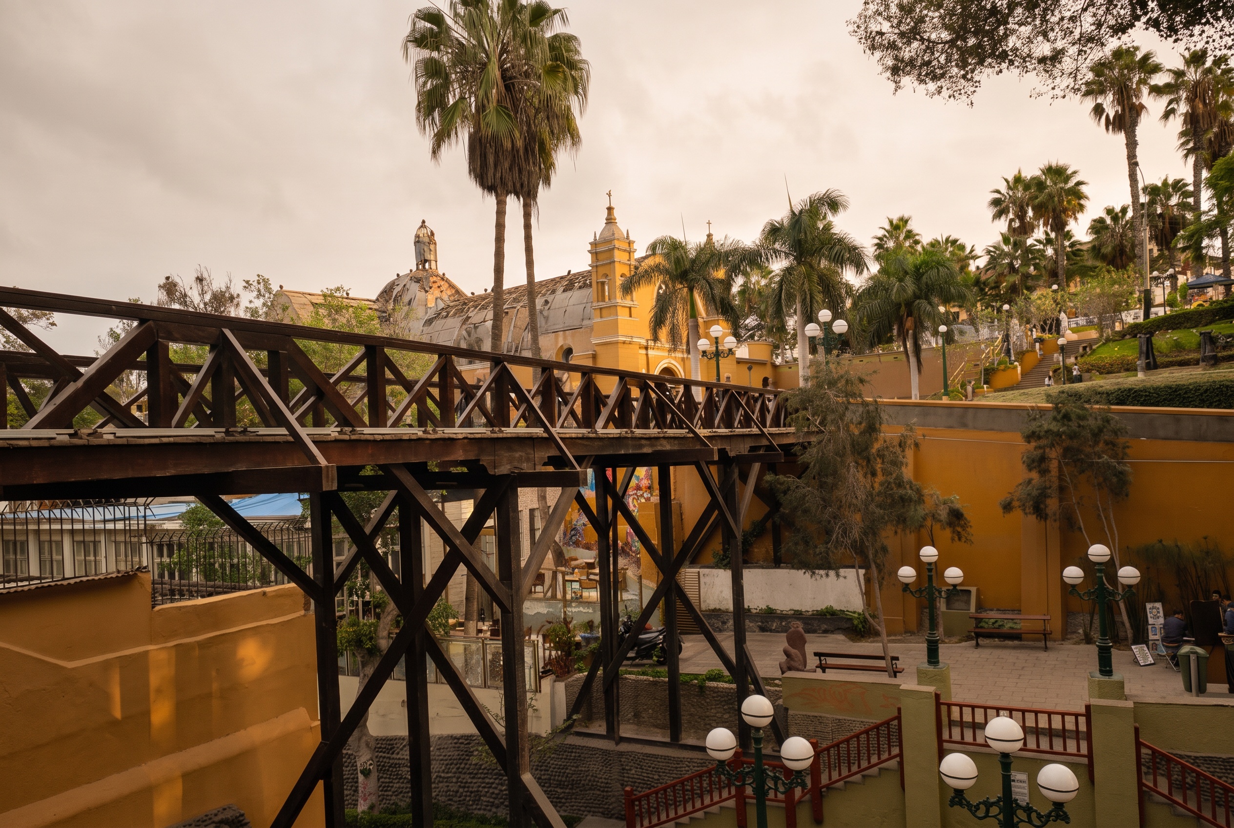 Lima, Pérou : 22 conseils sur ce qu'il faut voir et faire en 2026 15 Barranco : Puente de los Suspiros, Bajada de Baños, murales