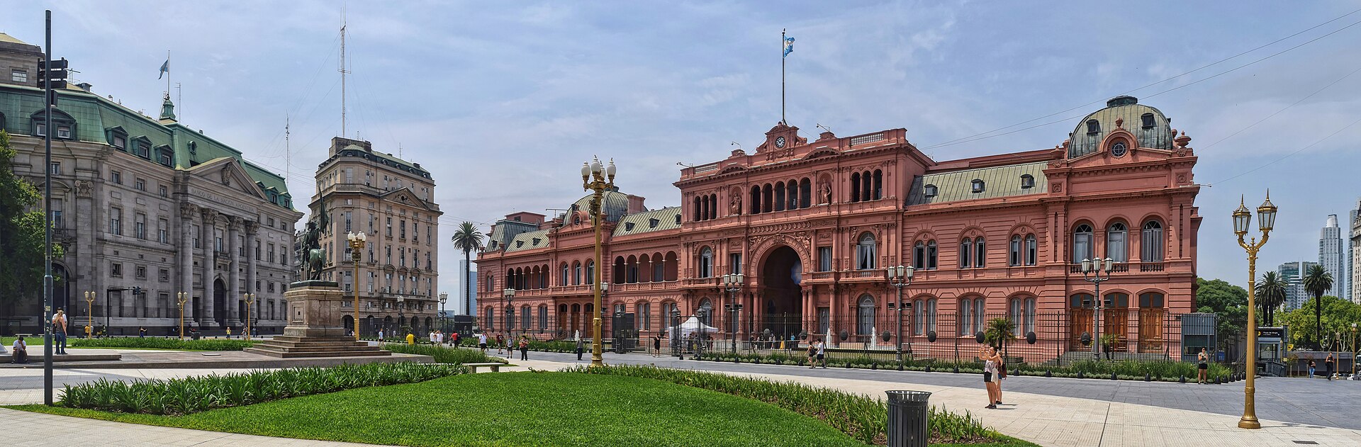 Buenos Aires, Argentina: 23 tips på vad du kan se och göra 2026 1 Casa Rosada på Plaza de Mayo i Buenos Aires