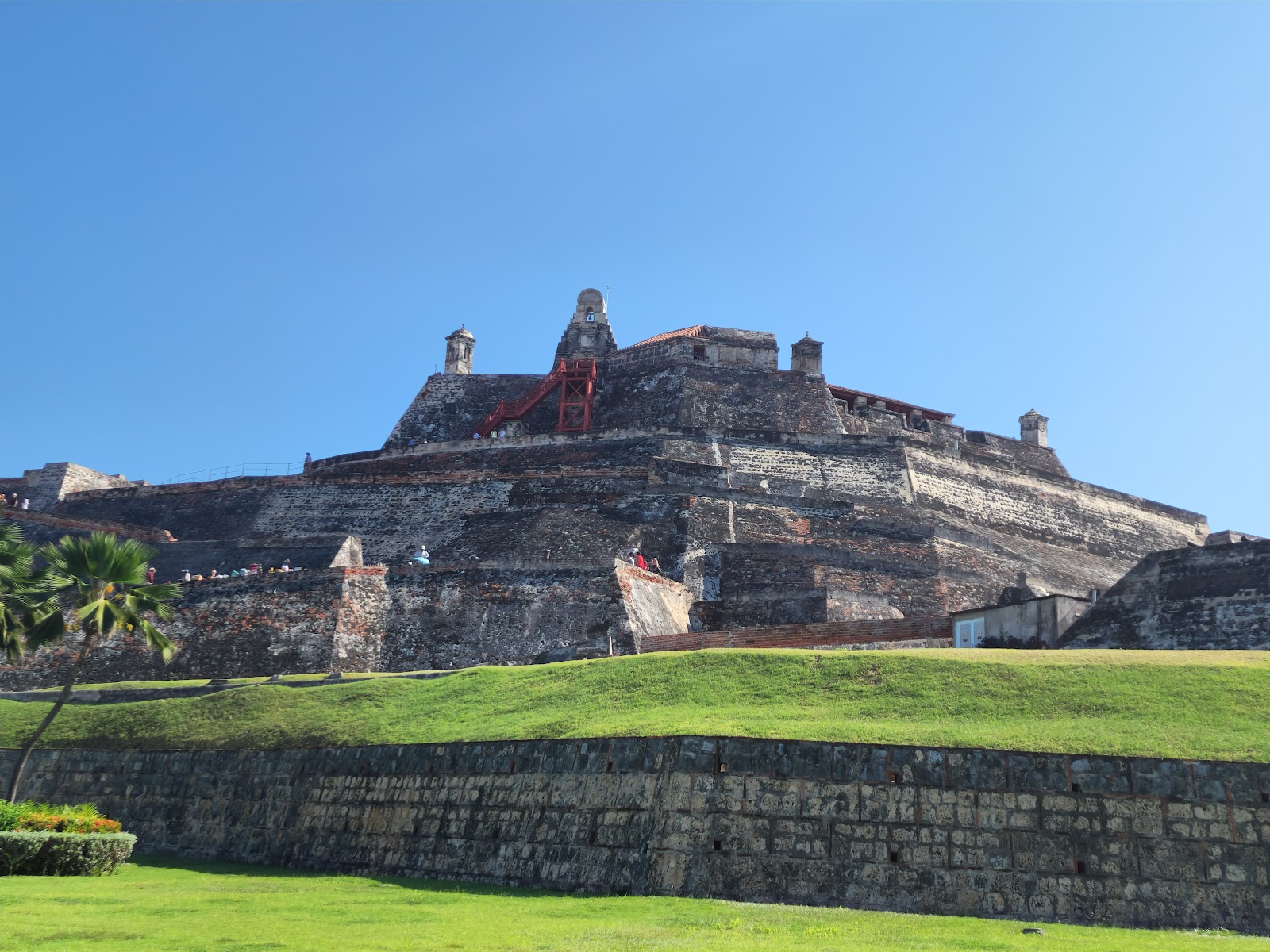 Cartagena, Colombia: 22 Things to See and Do in 2026 3 Castillo de San Felipe de Barajas