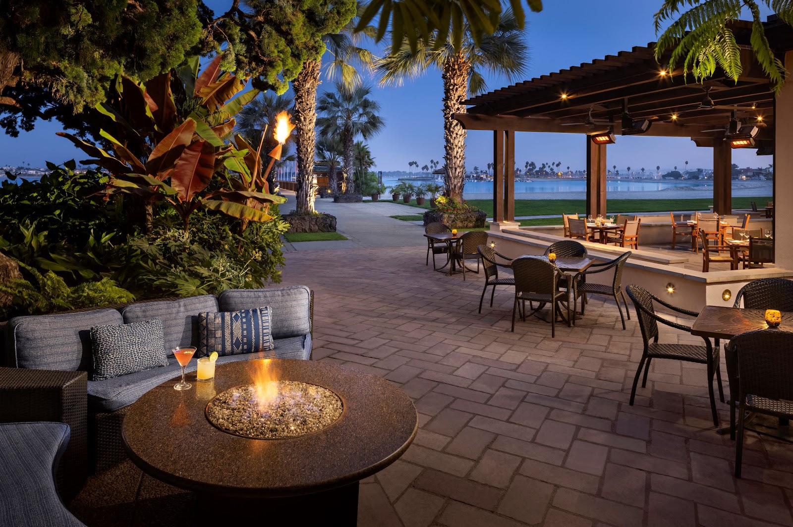 Where to Stay in San Diego: 18 Hotels & Districts in 2026 14 Catamaran Resort Hotel and Spa