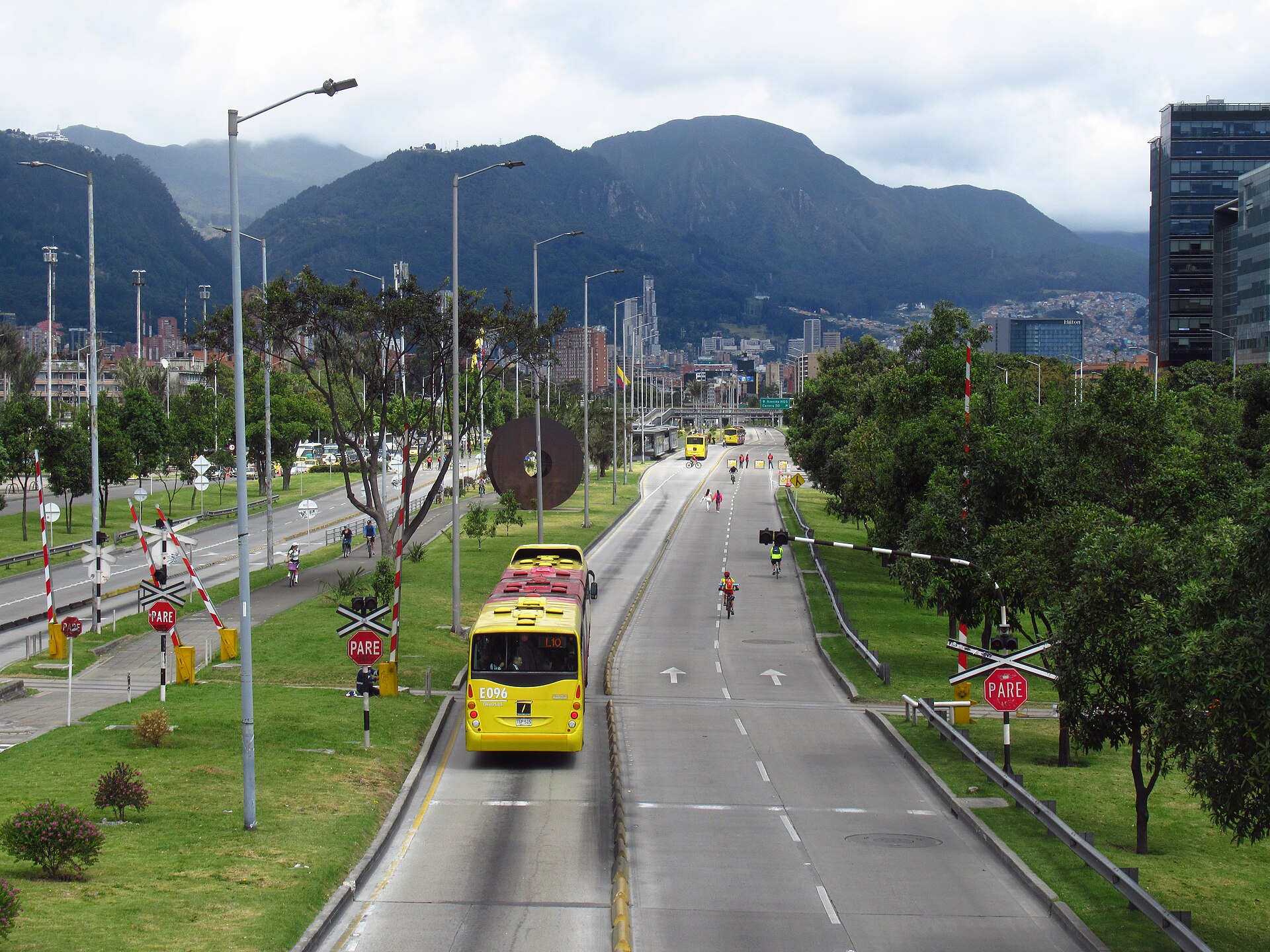 Bogotá Kolumbien: 22 Sehenswürdigkeiten & Tipps 2026 23 Cerros Orientales über Bogotá