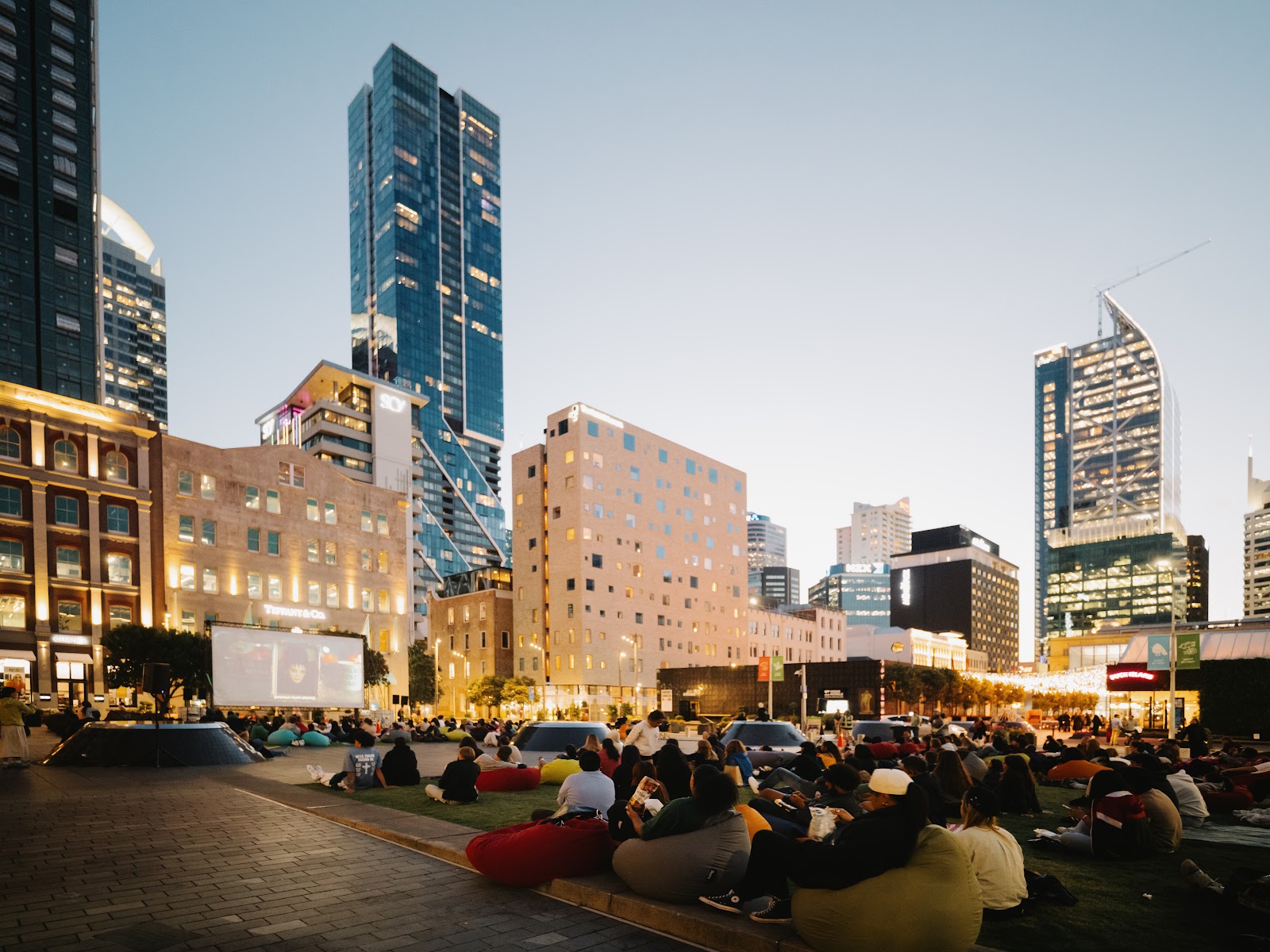 Auckland, Neuseeland: 22 Tipps, was du 2026 sehen und erleben kannst 7 Britomart und die neue Station Te Waihorotiu
