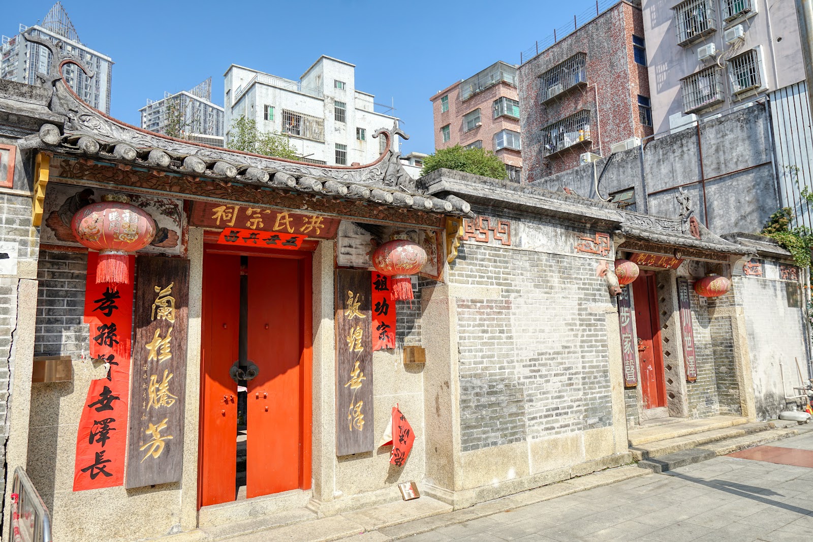 Shenzhen, China: 22 Tipps, was du 2026 sehen und unternehmen kannst 16 Ölgemälde-Dorf Dafen