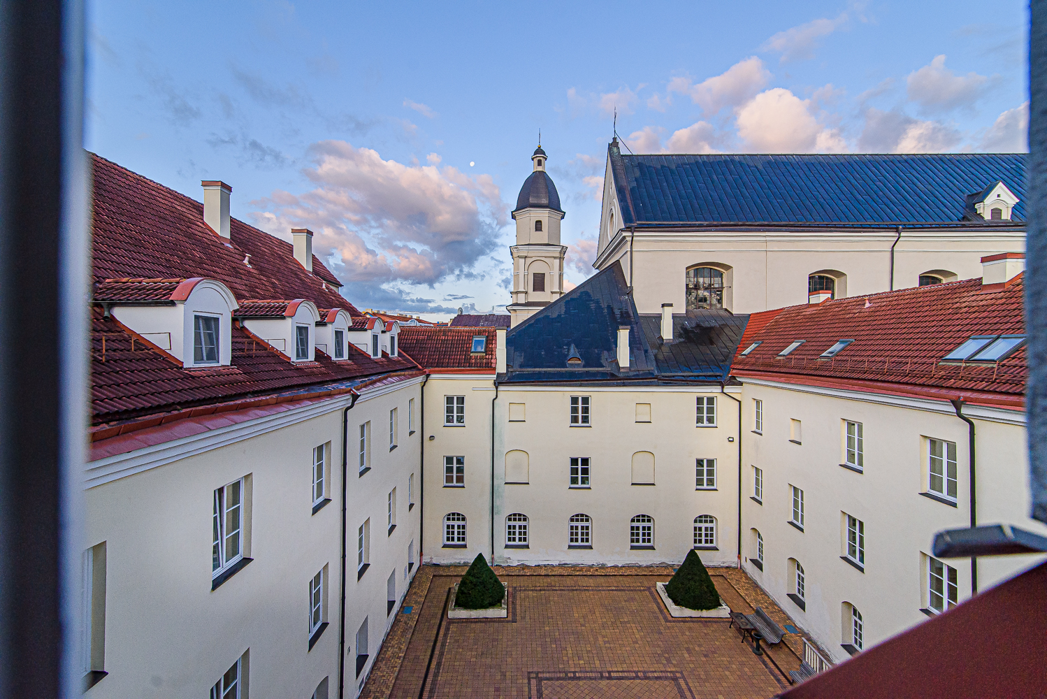 Vilnius Litauen: 17 Hotels und Viertel zum Übernachten 10 Domus Maria Hotel in der Altstadt