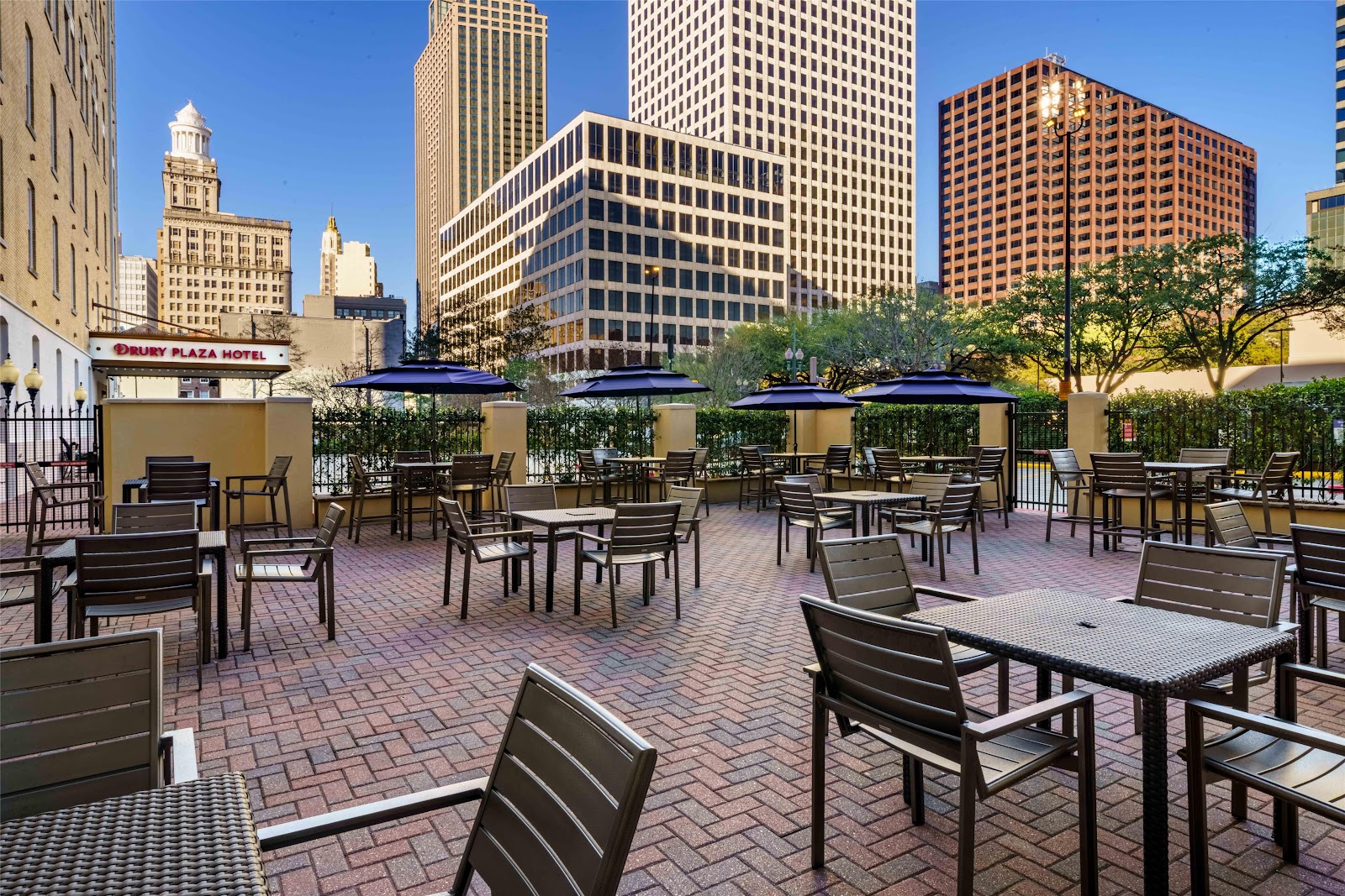 Dónde alojarse en Nueva Orleans: 18 hoteles y barrios en 2026 16 Hotel Drury Plaza Hotel New Orleans