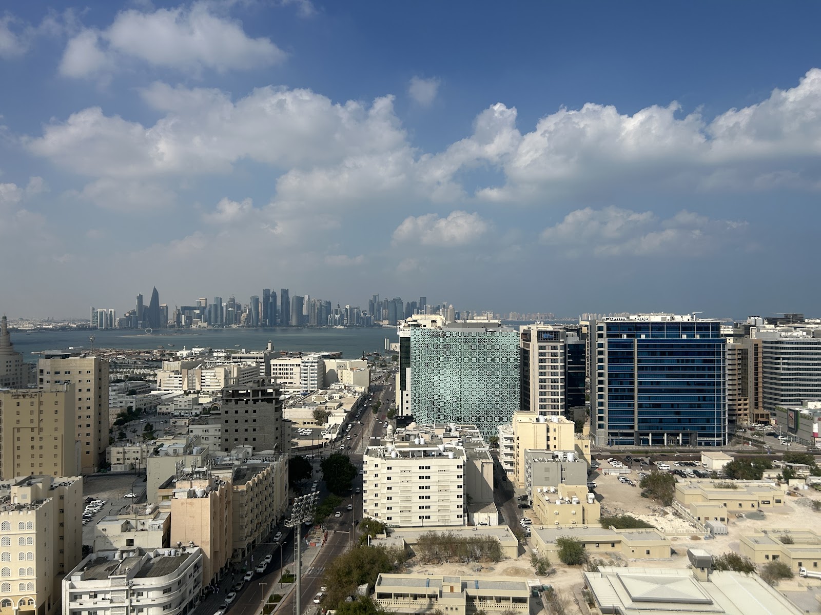 Parhaat hotellit Dohassa: 18 vinkkiä majoitukseen vuonna 2026 13 Hotelli Embassy Suites by Hilton Doha Old Town