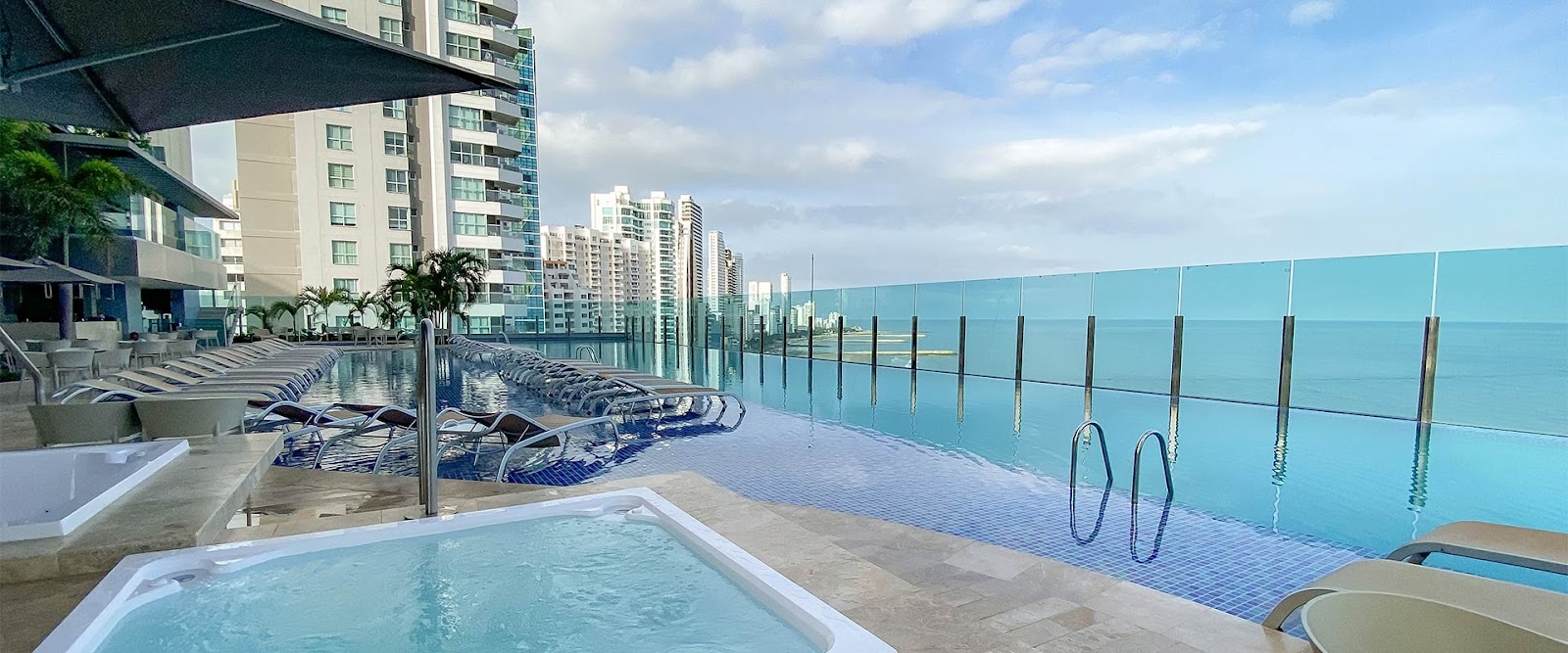 Hol szállj meg Cartagenában (Kolumbia): 18 legjobb hotel és városrész 2026-ban 14 ESTELAR Cartagena de Indias Hotel & Centro de Convenciones
