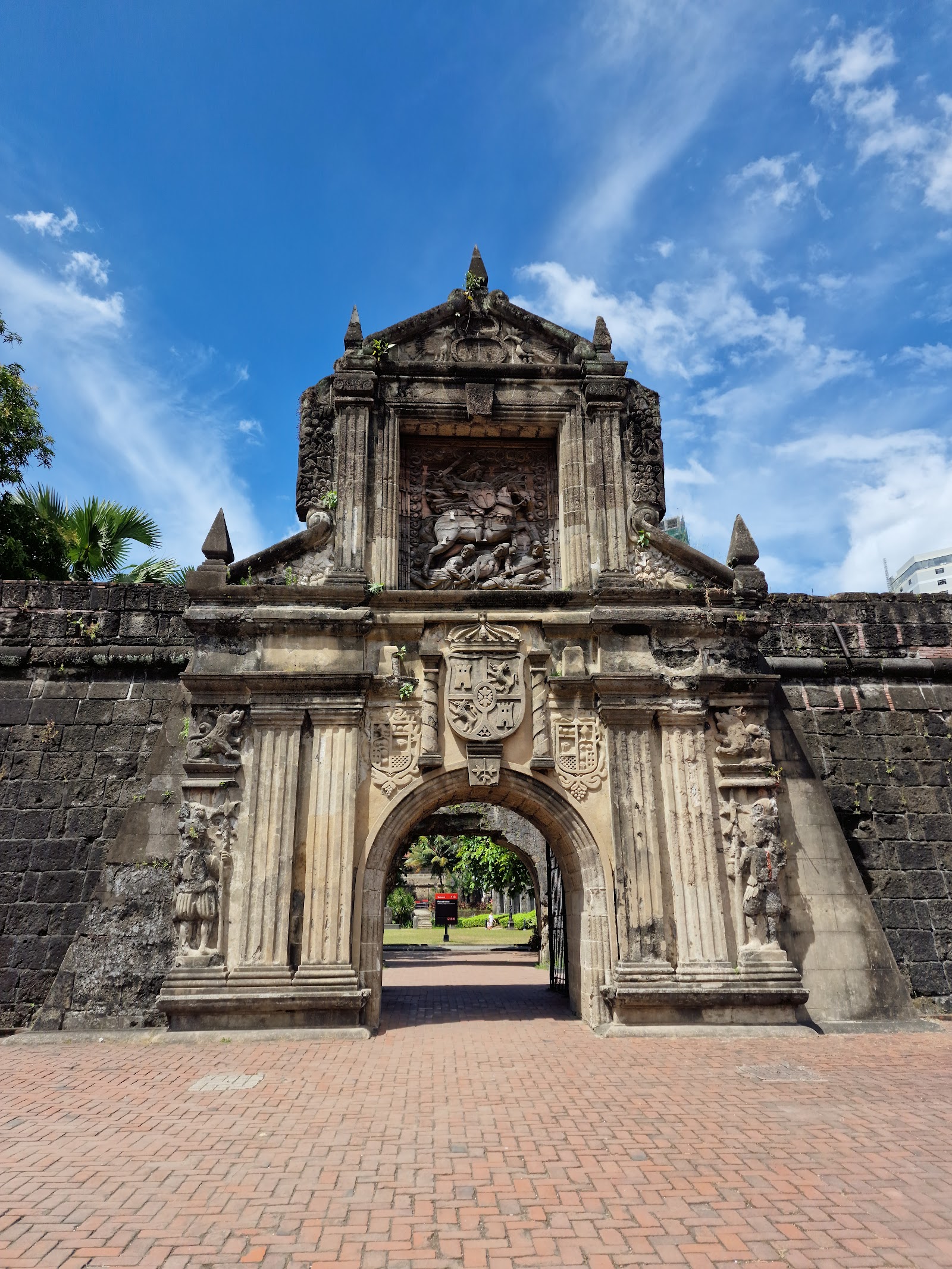 Manille, Philippines : 22 idées de visites et d’activités en 2026 2 Fort Santiago, citadelle au-dessus de la rivière Pasig