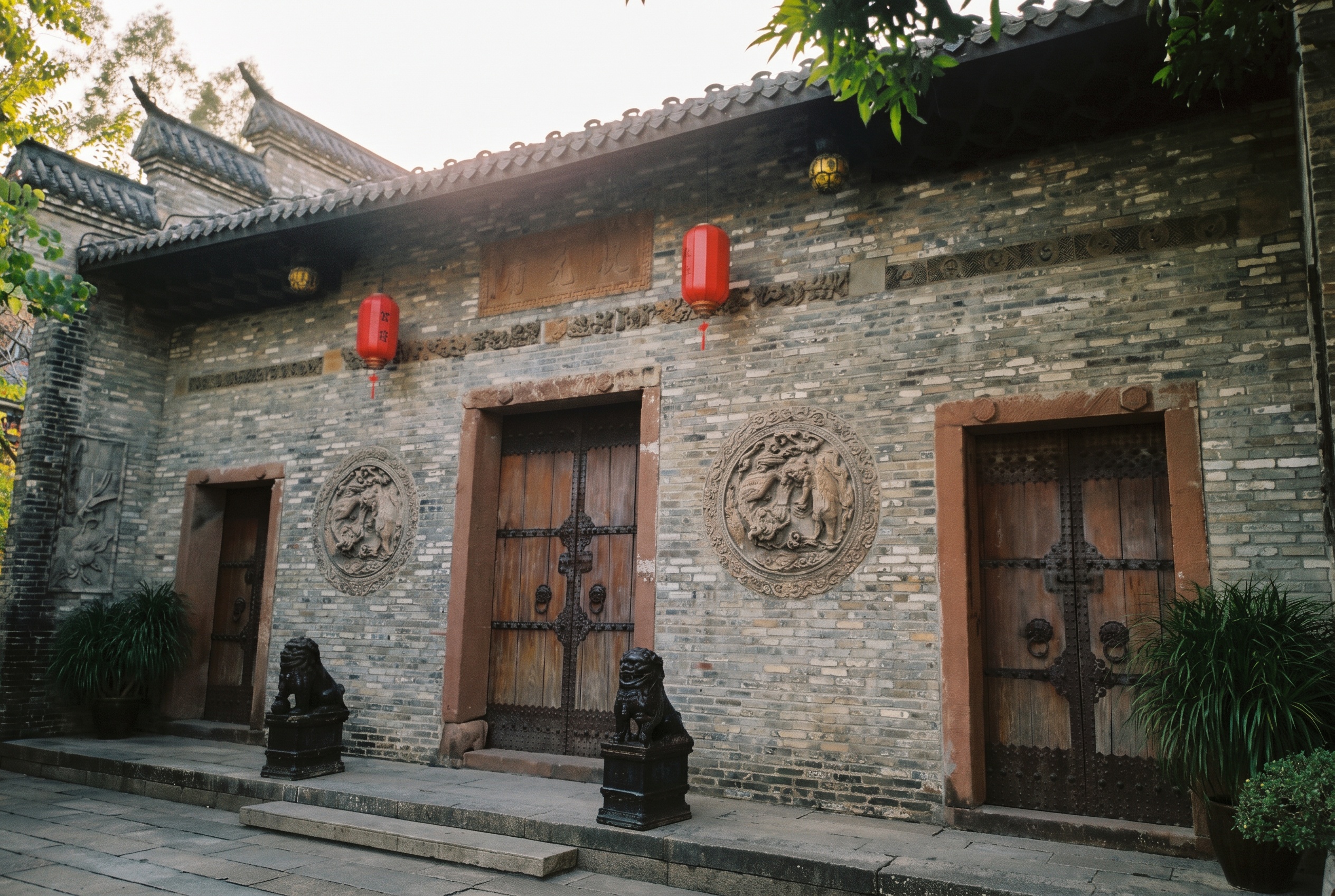 Shenzhen, China: 22 Tipps, was du 2026 sehen und unternehmen kannst 17 Gankeng Hakka Town