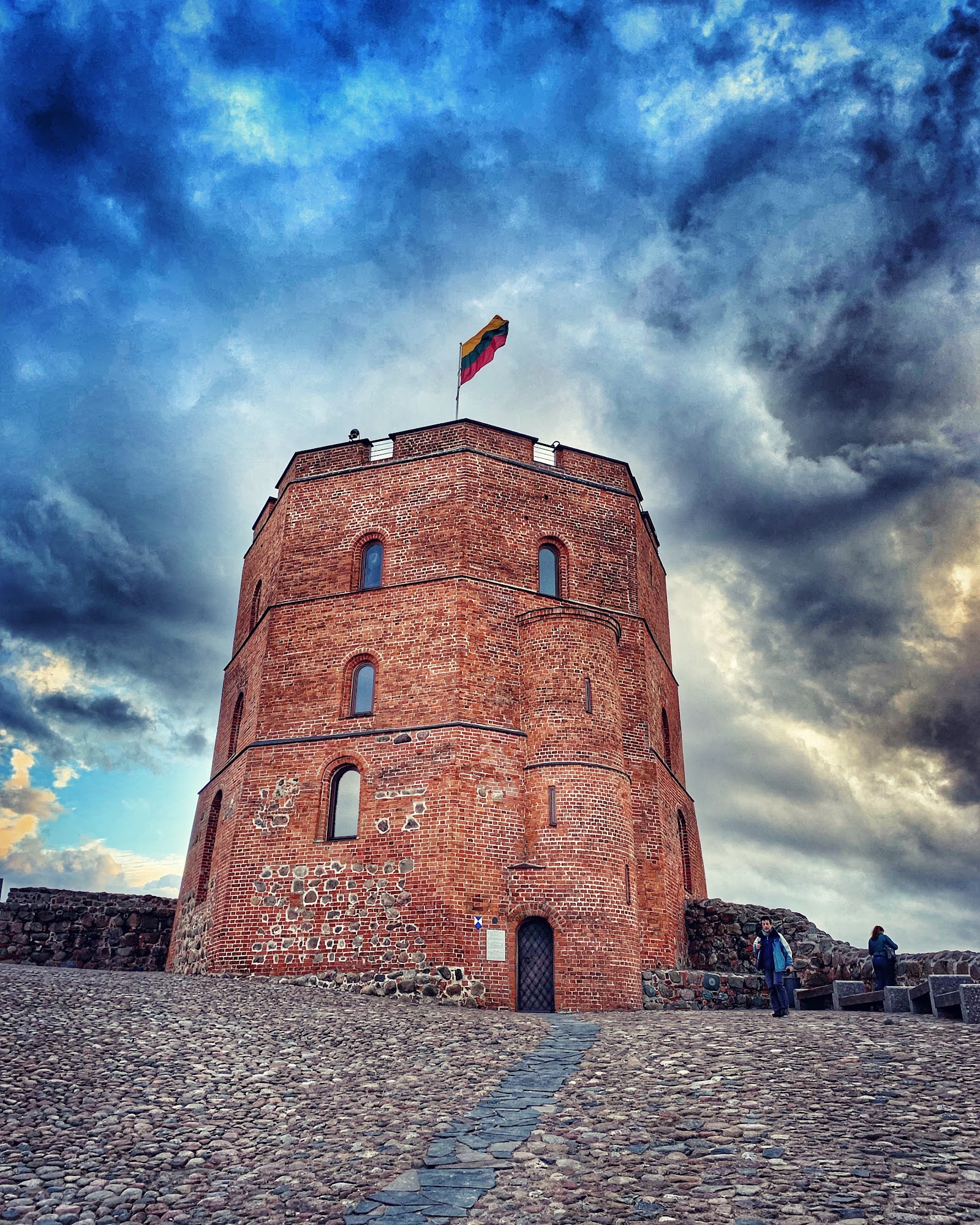 Vilnius, Litauen: 22 Tipps, was du 2026 sehen und unternehmen kannst 4 Gediminas-Turm und Hügel