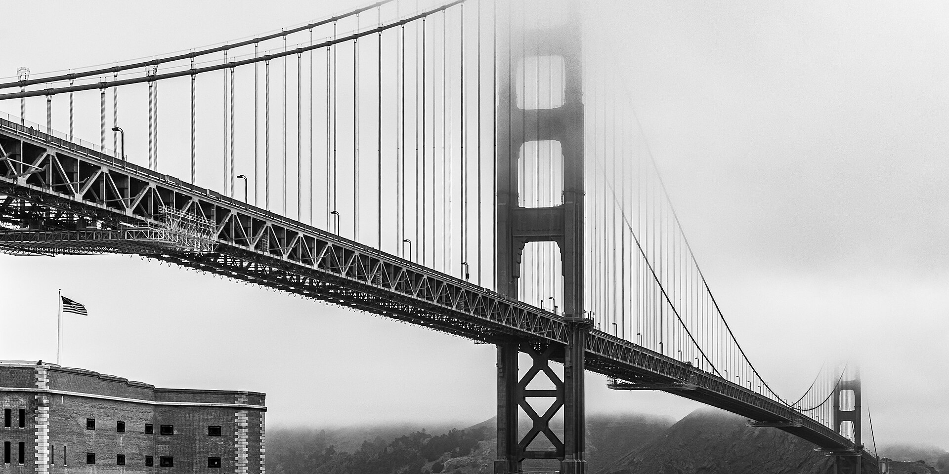 San Francisco, Kalifornia: 22 tipp, mit nézz meg 2026-ban 1 A Golden Gate híd a ködben