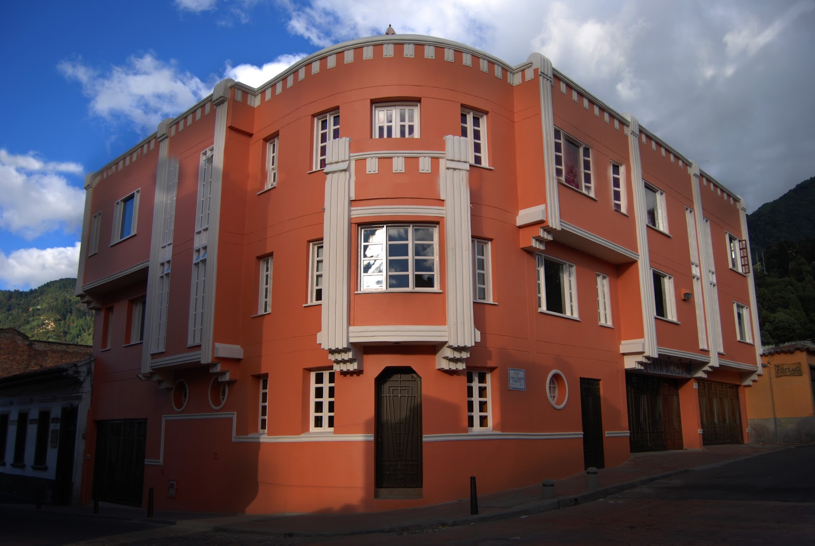 Where to Stay in Bogotá: 18 Hotels & Safe Neighborhoods in 2026 4 Hotel Casa Deco