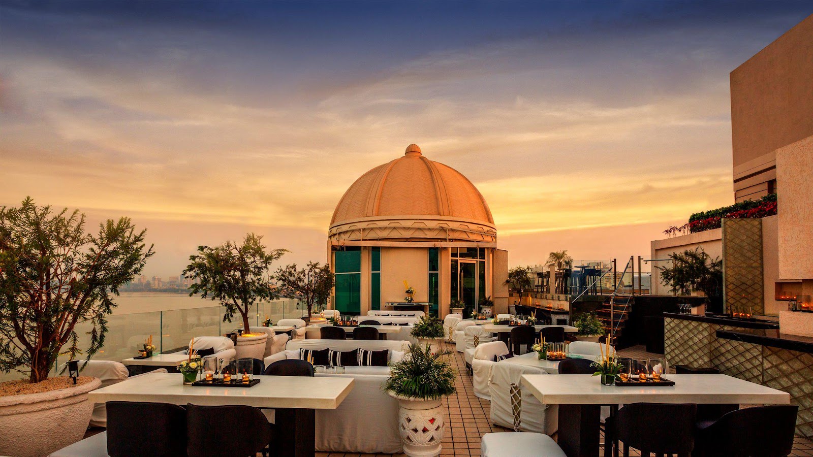 Wo übernachten in Mumbai: 18 beste Hotels und Stadtteile 2026 4 Hotel InterContinental Marine Drive
