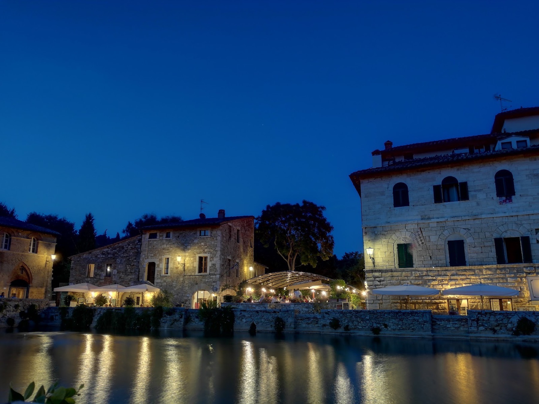 28 Best Thermal Baths in Italy for 2026 40 Bagno Vignoni – practical guide to what to bring and planning your thermal bath visit