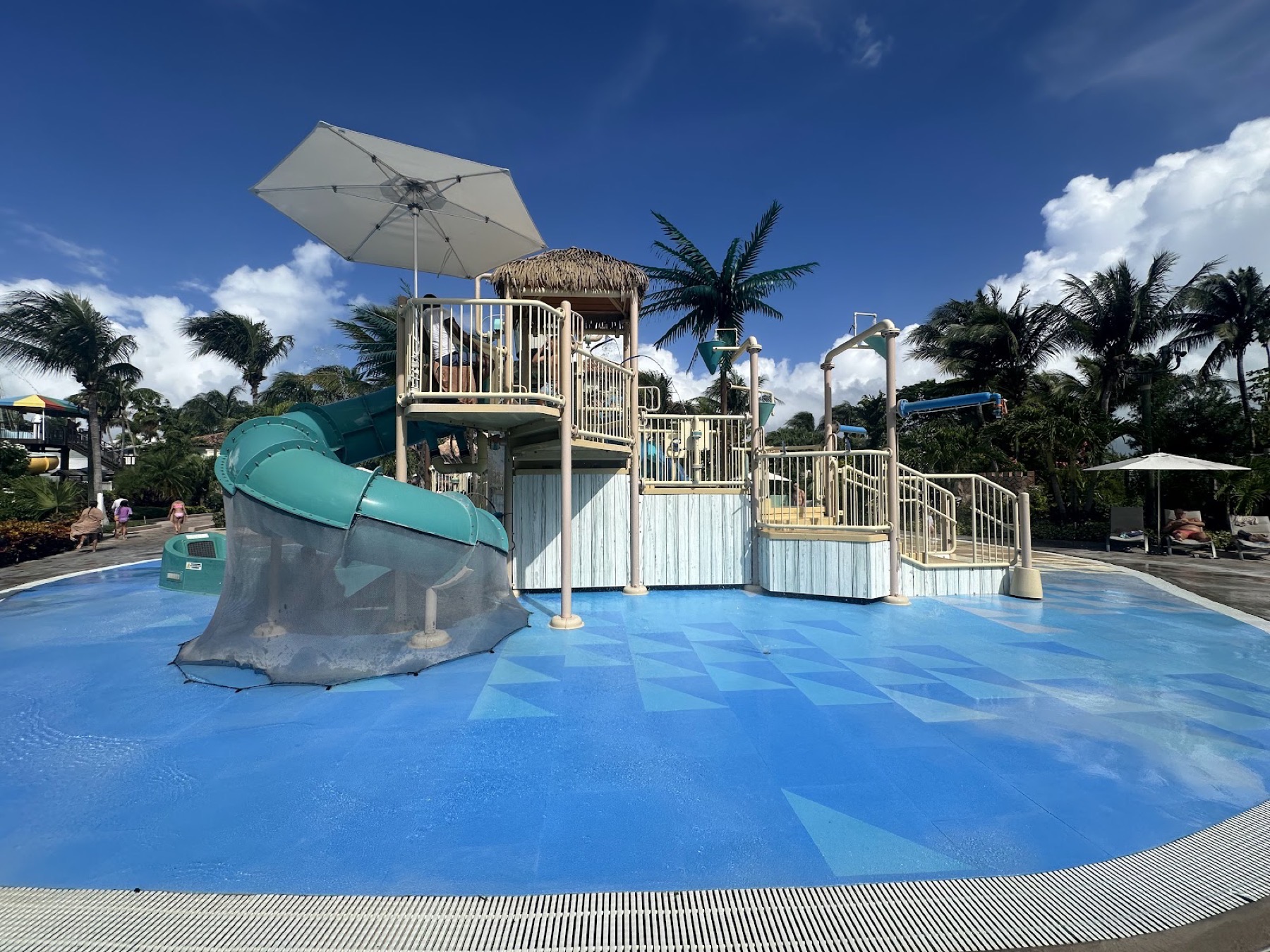 All-inclusive a Punta Cana e nei Caraibi: 27 resort per tipo di vacanza nel 2026 32 Splash park per bambini con scivolo al Beaches Turks & Caicos