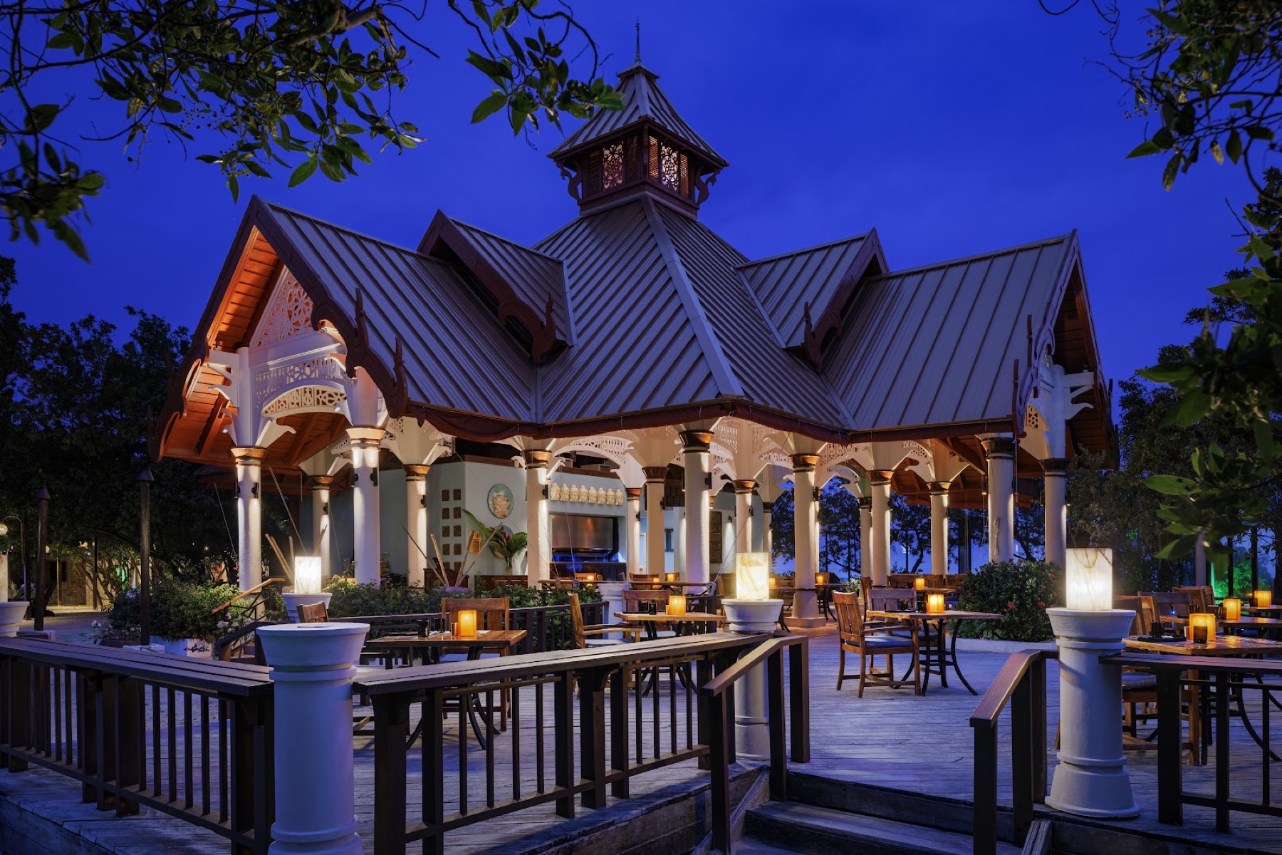 All-inclusive a Punta Cana e nei Caraibi: 27 resort per tipo di vacanza nel 2026 35 Area del resort Sandals Royal Caribbean a Montego Bay, ora Sandals Caribbean Cay