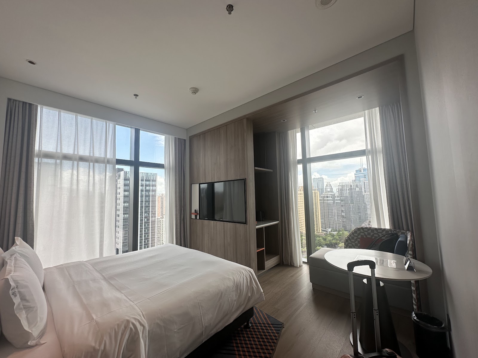 Wo in Shenzhen übernachten: 18 Hotels und sichere Viertel 2026 6 Hotel Holiday Inn Express Shenzhen Futian Center, an IHG Hotel