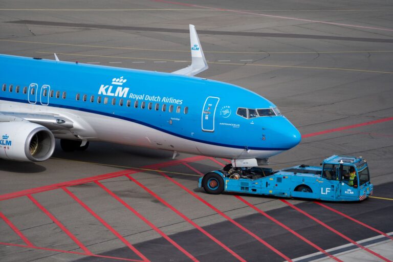 Domovská stránka 18 KLM chce od konce října obnovit lety do Dubaje, Rijádu a Dammámu