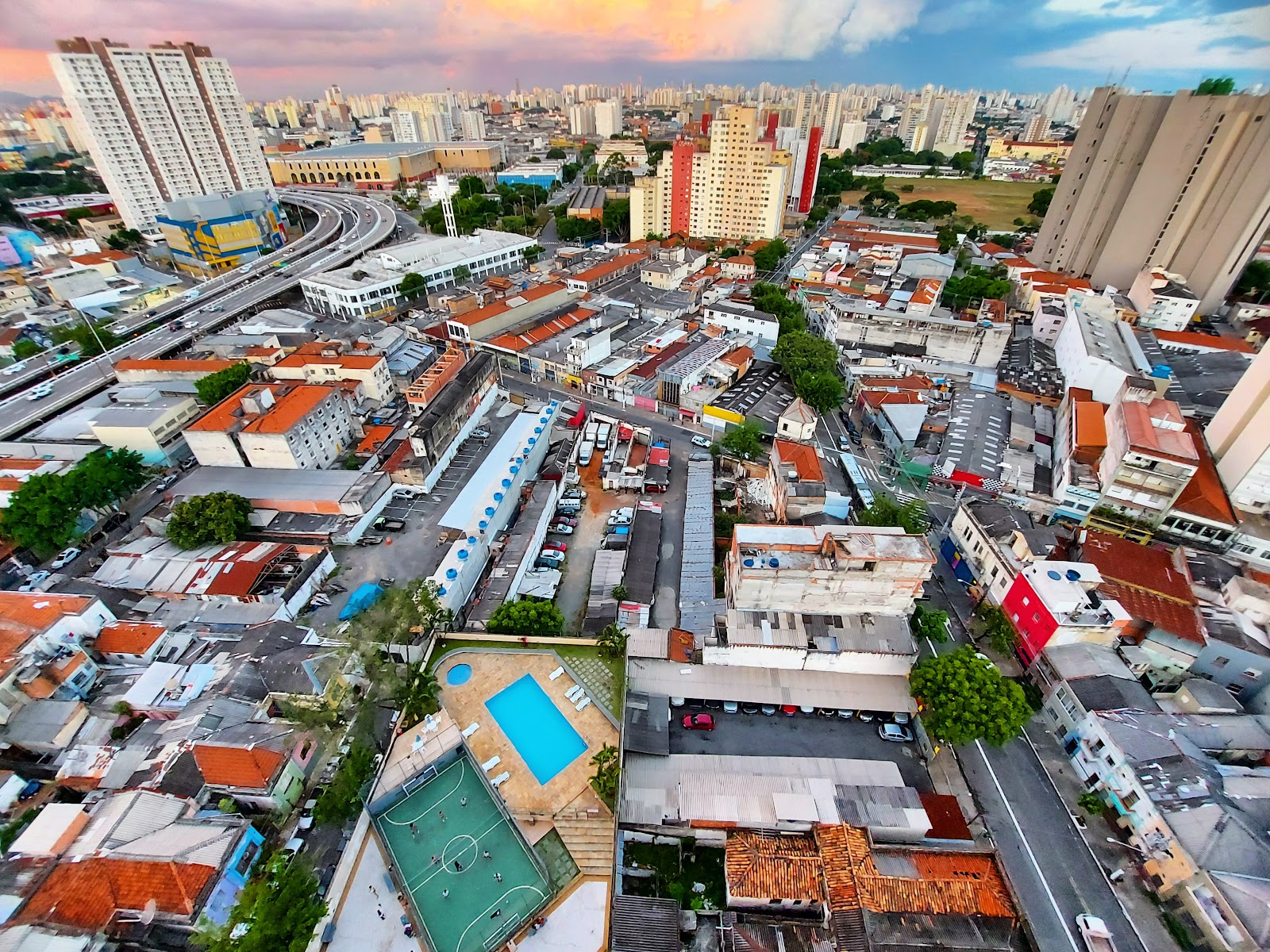 São Paulo, Brasilia: 20 parasta nähtävyyttä ja turvallisuusvinkit 2026 7 Liberdaden kaupunginosa