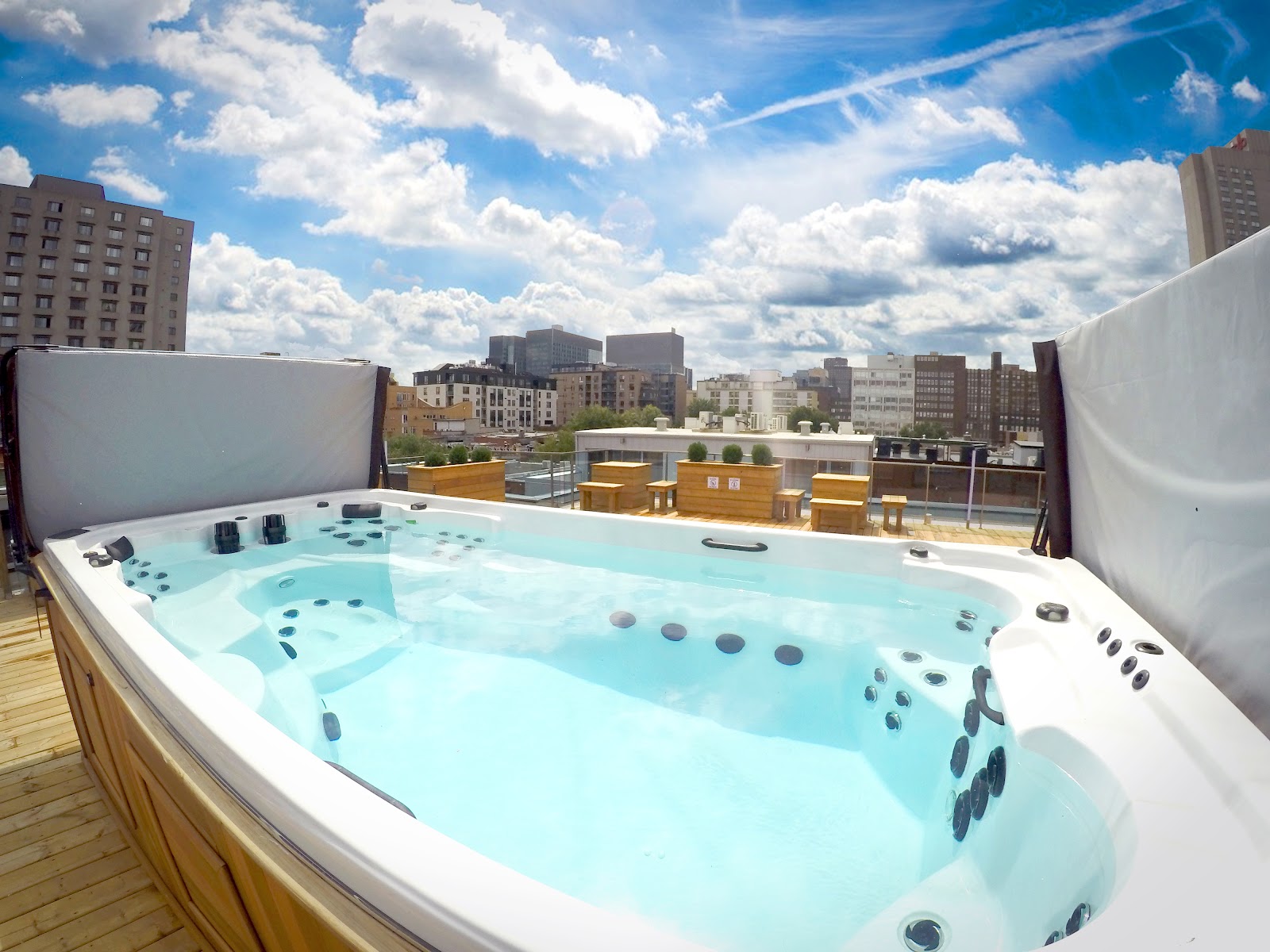 Wo in Montreal übernachten: 18 beste Hotels und Viertel 2026 18 Hotel M Montreal