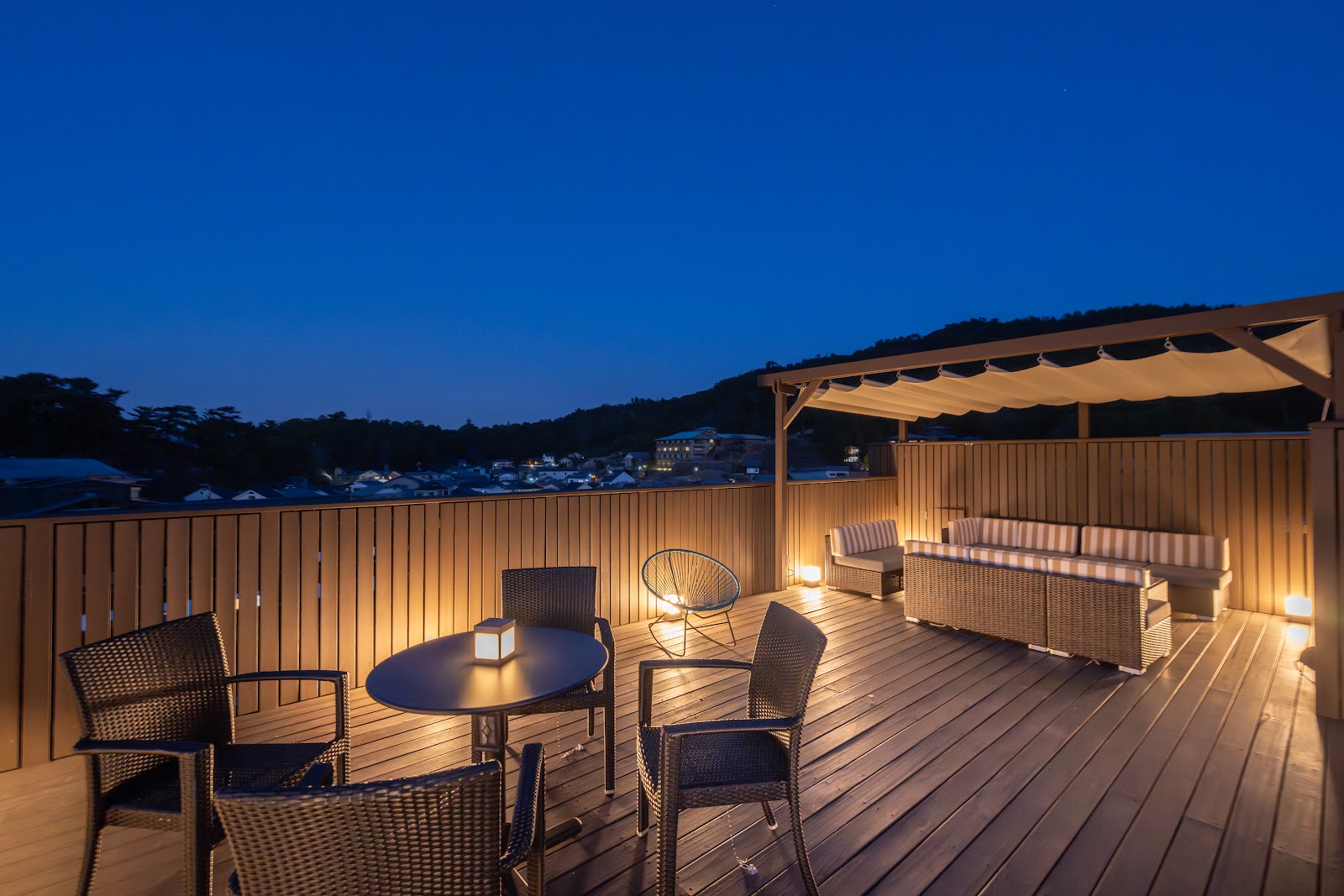 Dónde Alojarse en Hiroshima: 18 Hoteles y Zonas en 2026 20 Hotel Miyajima Kinsuikan (isla de Miyajima)