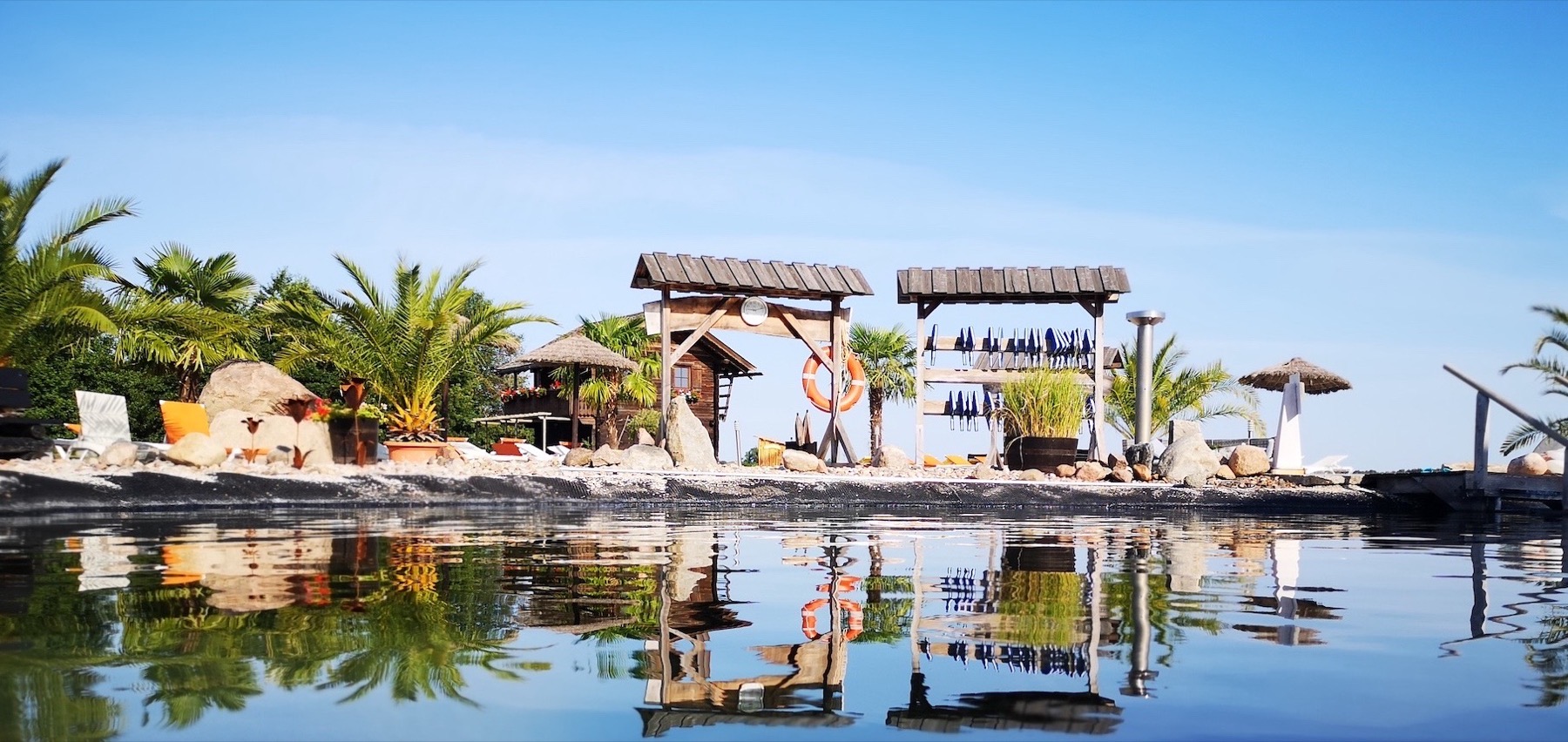 Termas en Alemania: 51 mejores balnearios en 2026 53 Lago salado exterior del Kristalltherme en Bad Wilsnack