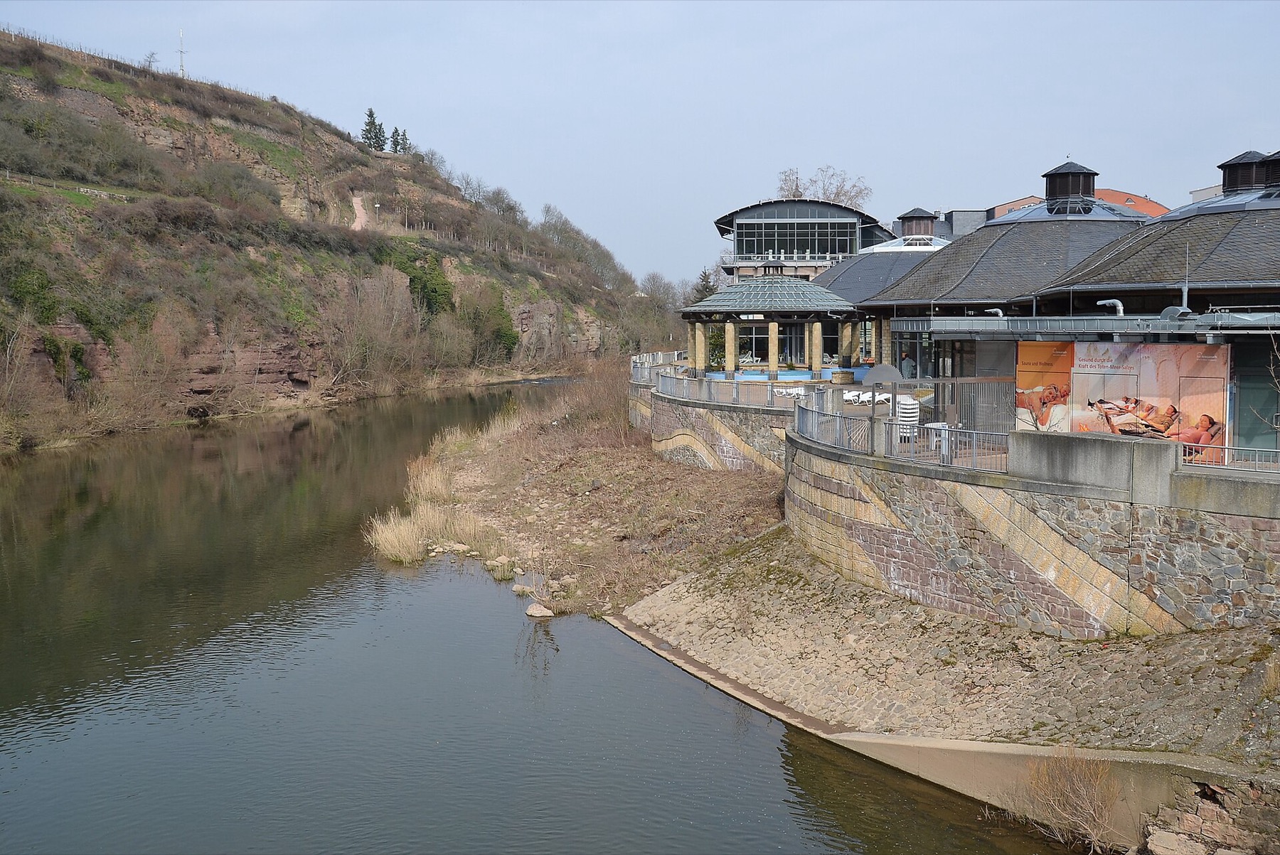 Termas en Alemania: 51 mejores balnearios en 2026 63 Crucenia Thermen en Bad Kreuznach sobre el río Nahe