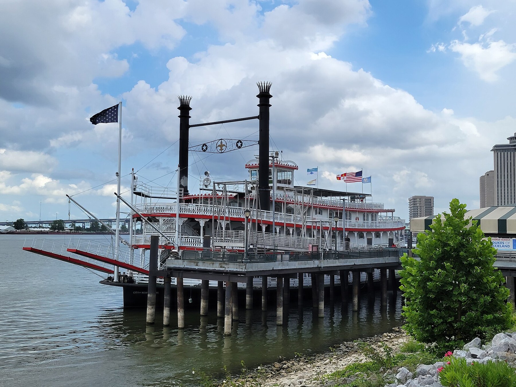 Things to Do in New Orleans: 18 Must-See Spots 18 Natchez paddle-wheeler by the New Orleans riverfront