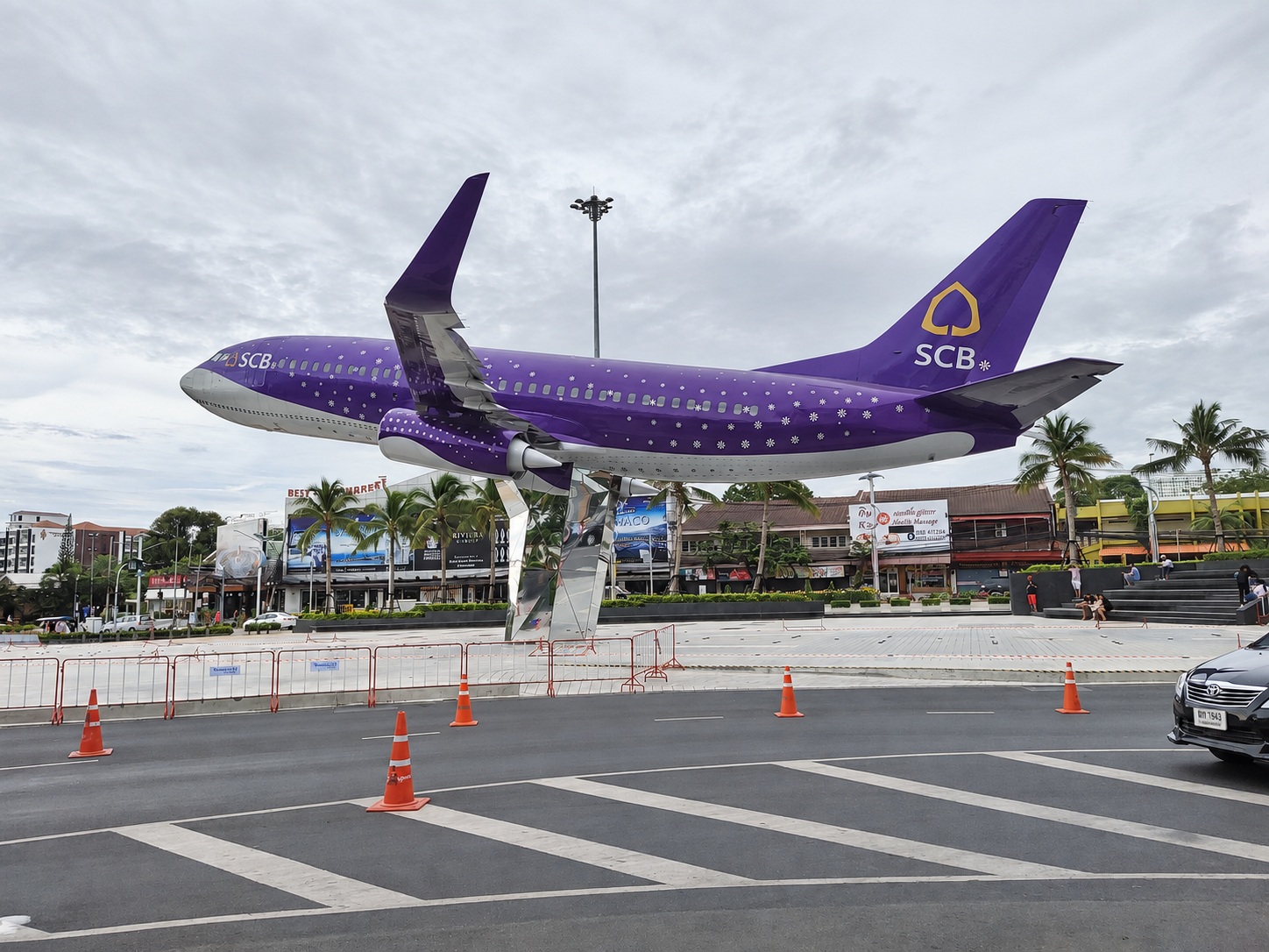 Pattaya, Thailand: 15 Things to See and Do in 2026 17 Decorative airplane in front of Terminal21 Pattaya shopping center