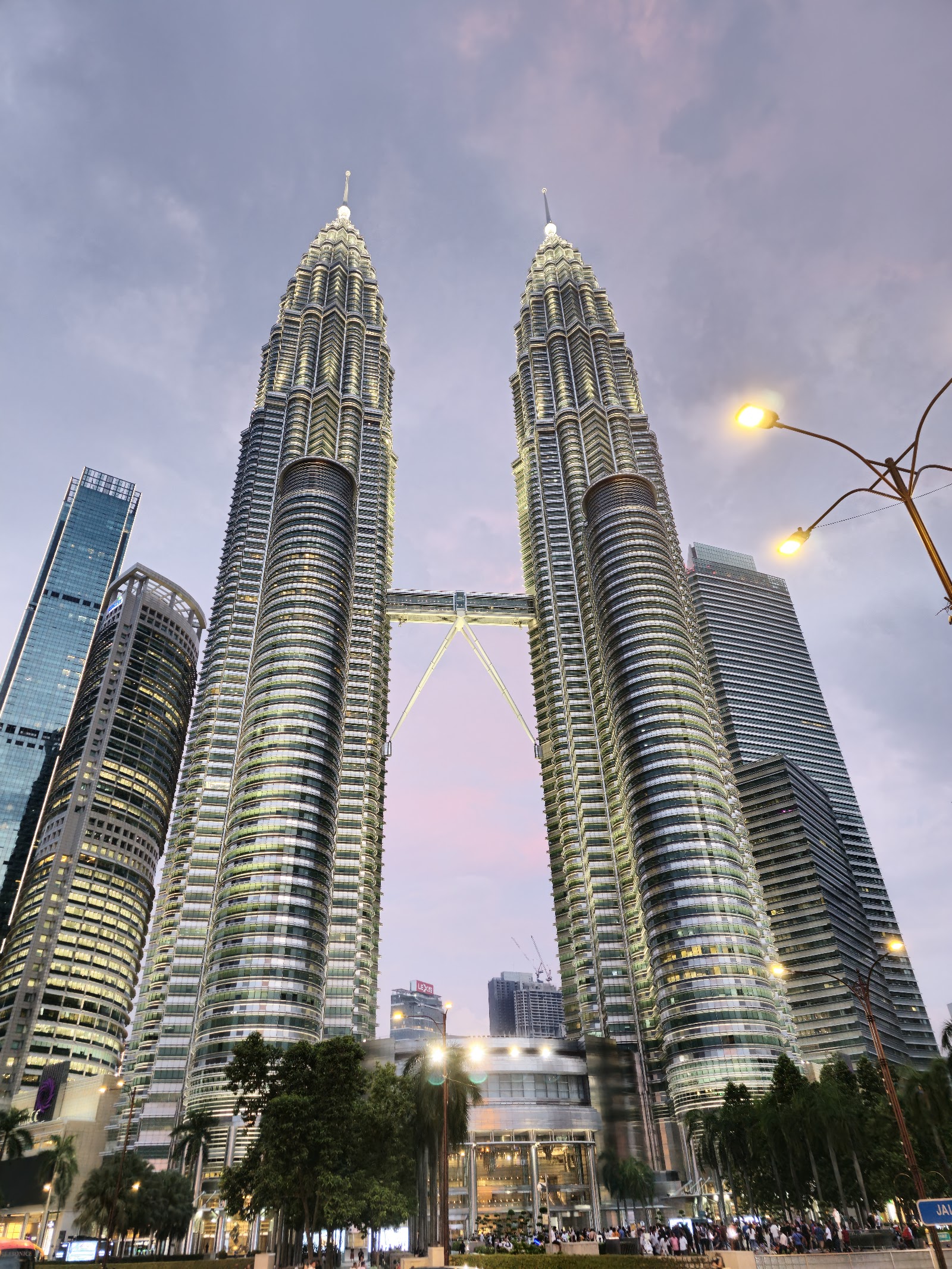 Kuala Lumpur, Malaysia: 18 Tips for What to See and Do in 2026 2 Petronas Twin Towers and Sky Bridge