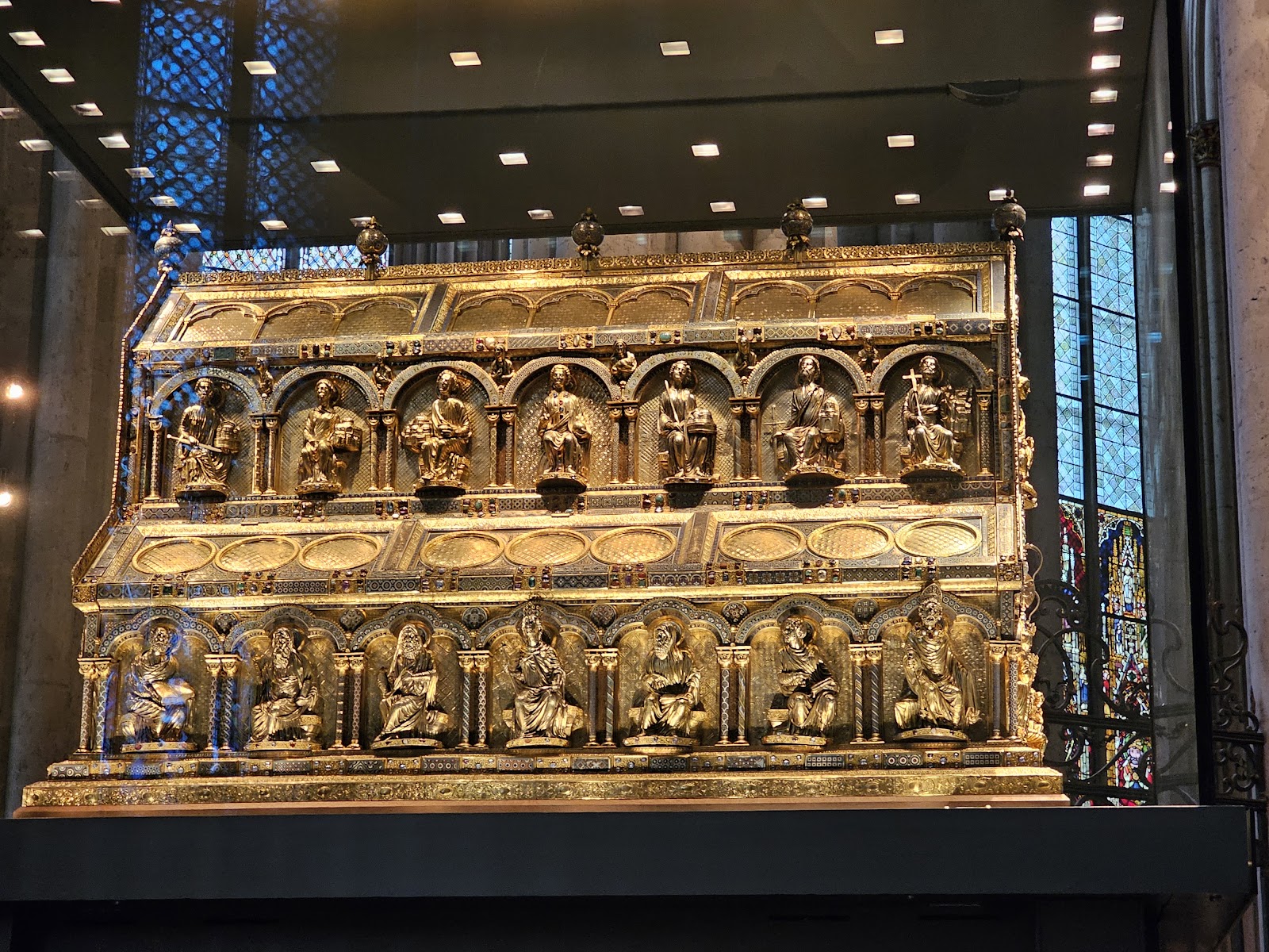 Cologne, Germany: 22 Things to See and Do in 2026 2 Shrine of the Three Kings (Dreikönigenschrein)