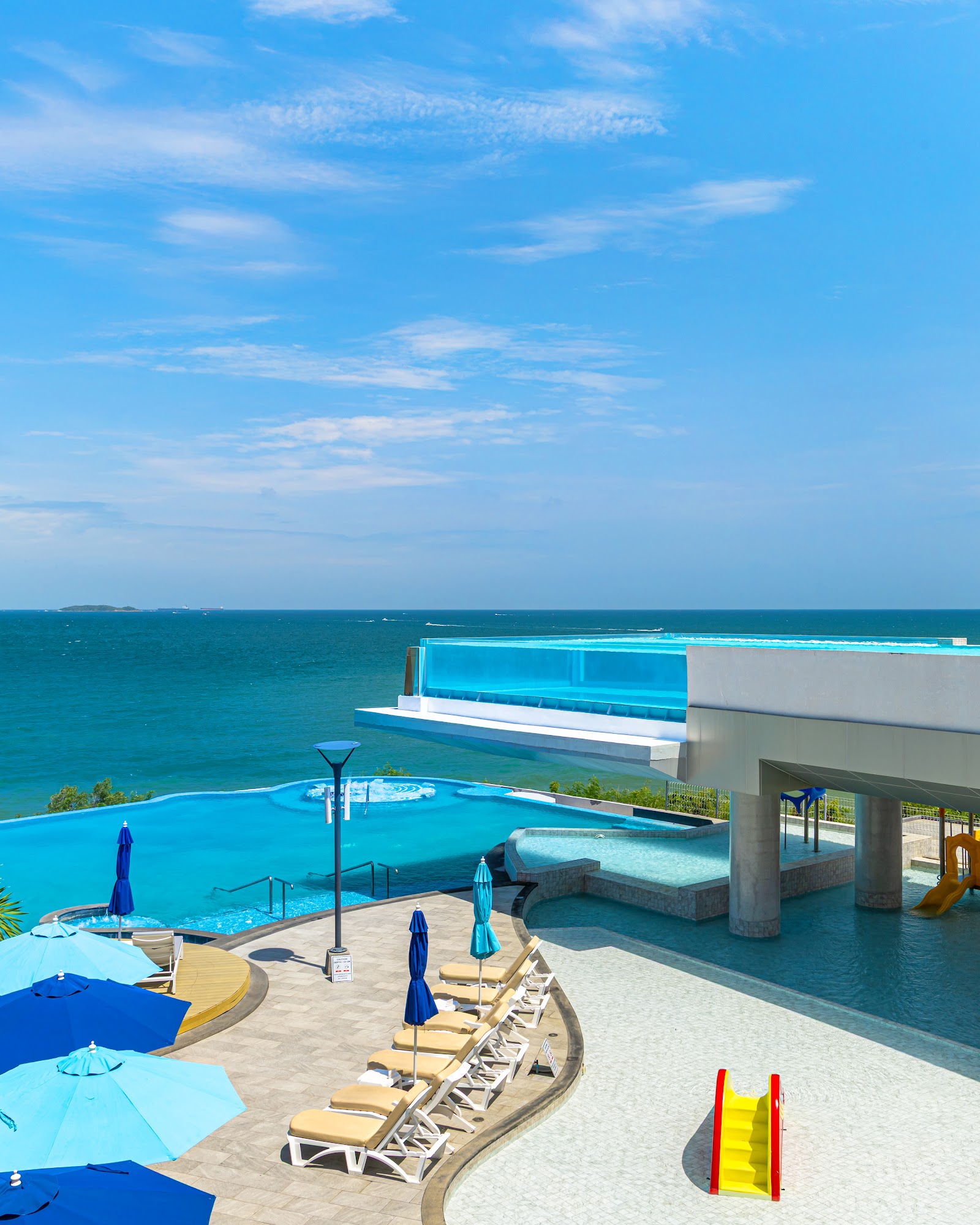 Where to Stay in Pattaya Thailand: 18 Best Hotels in 2026 16 Royal Cliff Beach Hotel