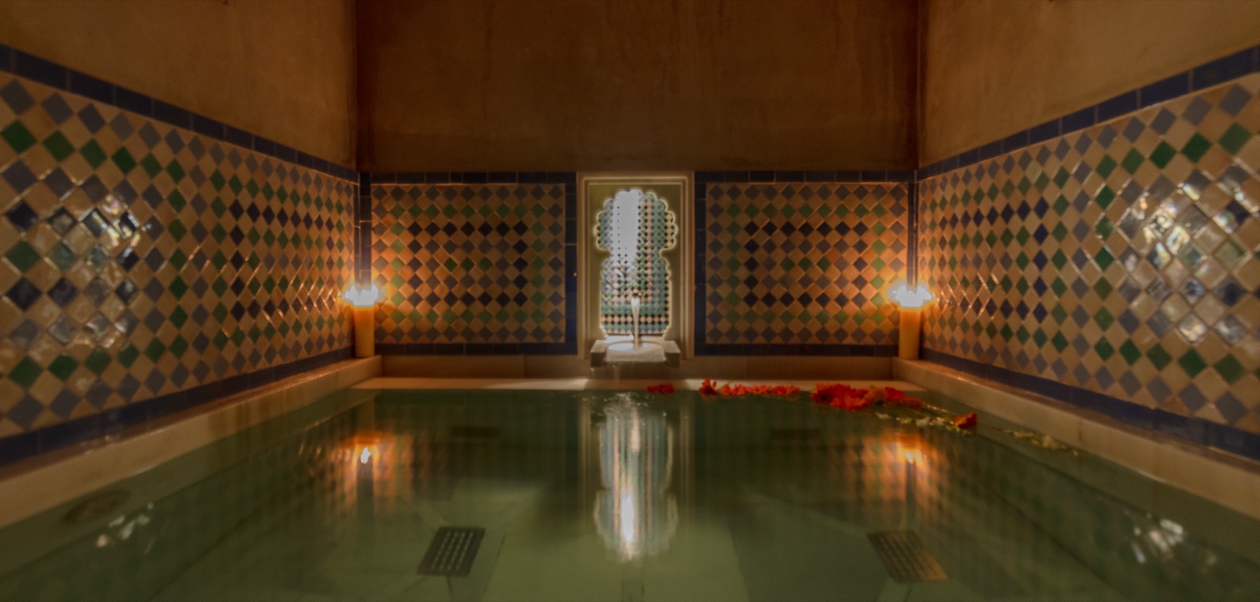 Thermal Spas in Spain: 21 Best Balnearios by Region 2026 2 Entrance to the Arab baths Hammam Al Ándalus in Granada