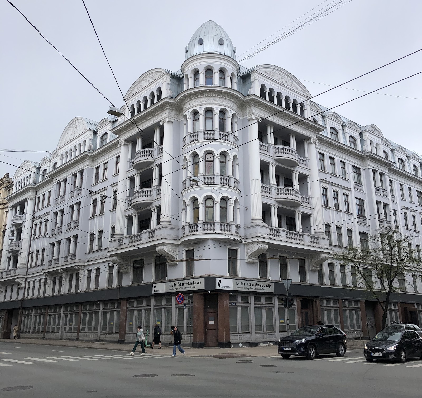 Riga: 20 Tipps, was du 2026 sehen und unternehmen kannst 15 Eckhaus, ehemaliger KGB-Sitz in Riga