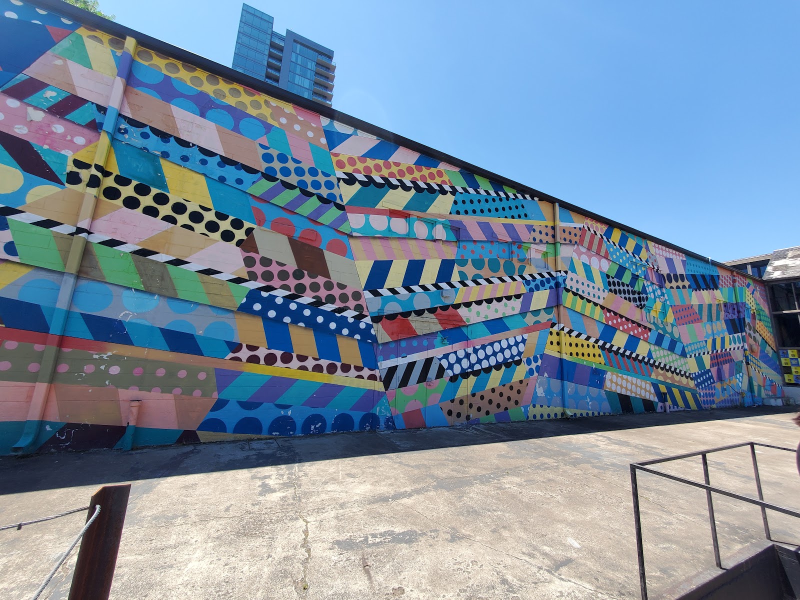 Nashville, USA: 22 Tipps für Sehenswürdigkeiten und Aktivitäten 2026 17 Bunte Wandmalereien auf der 11th Avenue im Viertel The Gulch