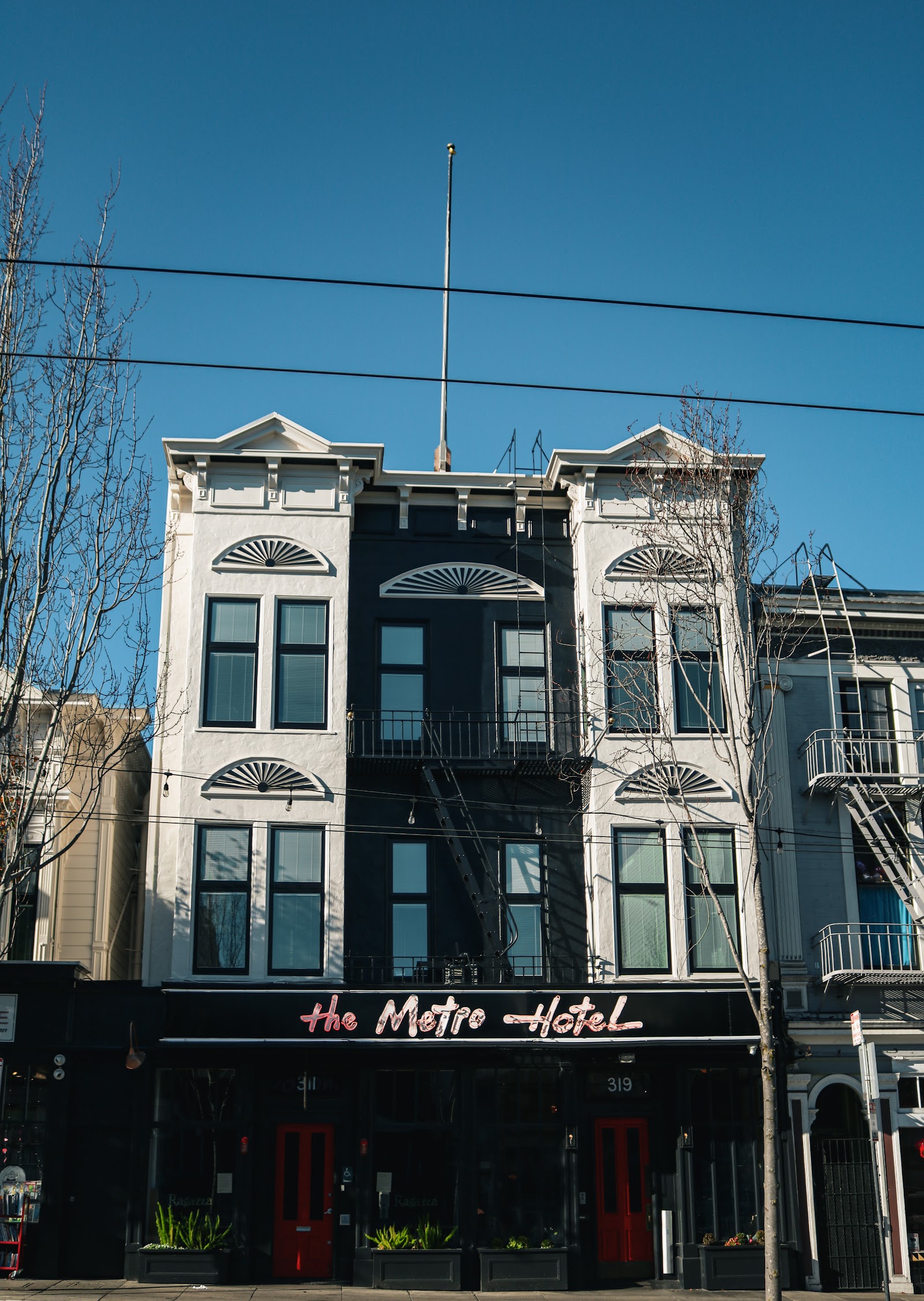 Where to Stay in San Francisco: 18 Tips for the Best Hotels and Neighborhoods in 2026 17 The Metro Hotel