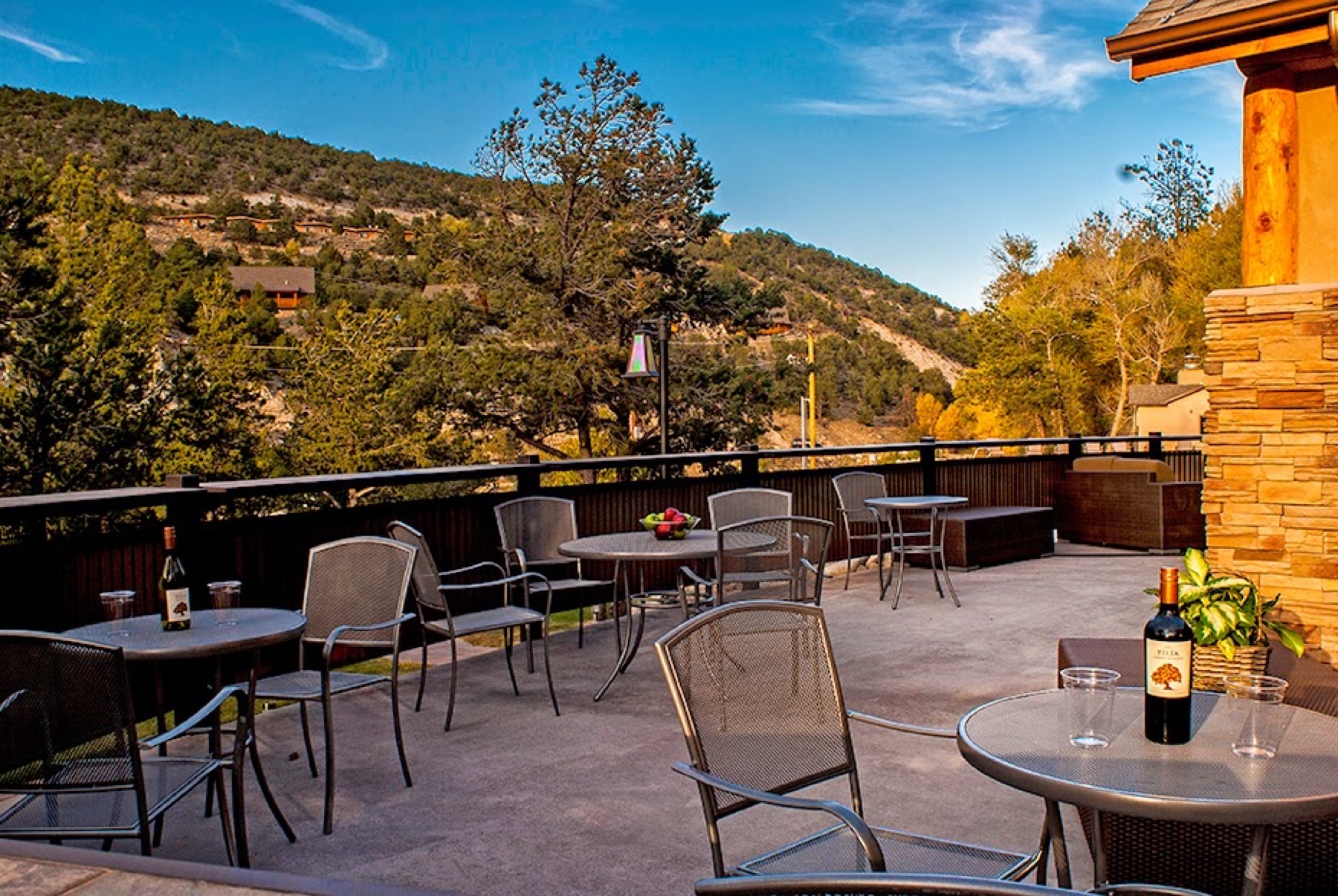 Heiße Quellen USA: 37 Tipps nach Bundesstaat in 2026 9 Mount Princeton Hot Springs Resort (Nathrop, Colorado)