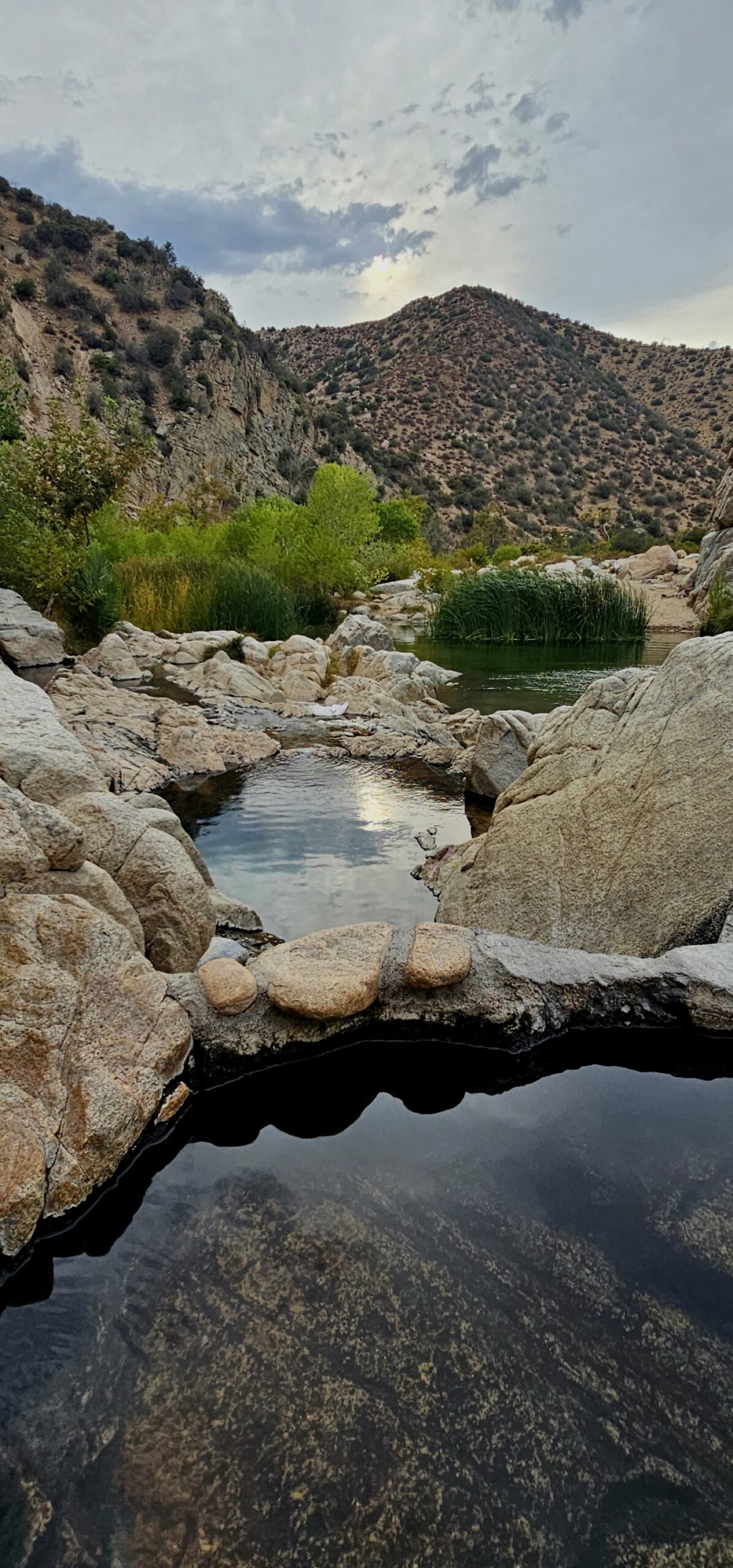Heiße Quellen USA: 37 Tipps nach Bundesstaat in 2026 22 Deep Creek Hot Springs (Apple Valley, Kalifornien)