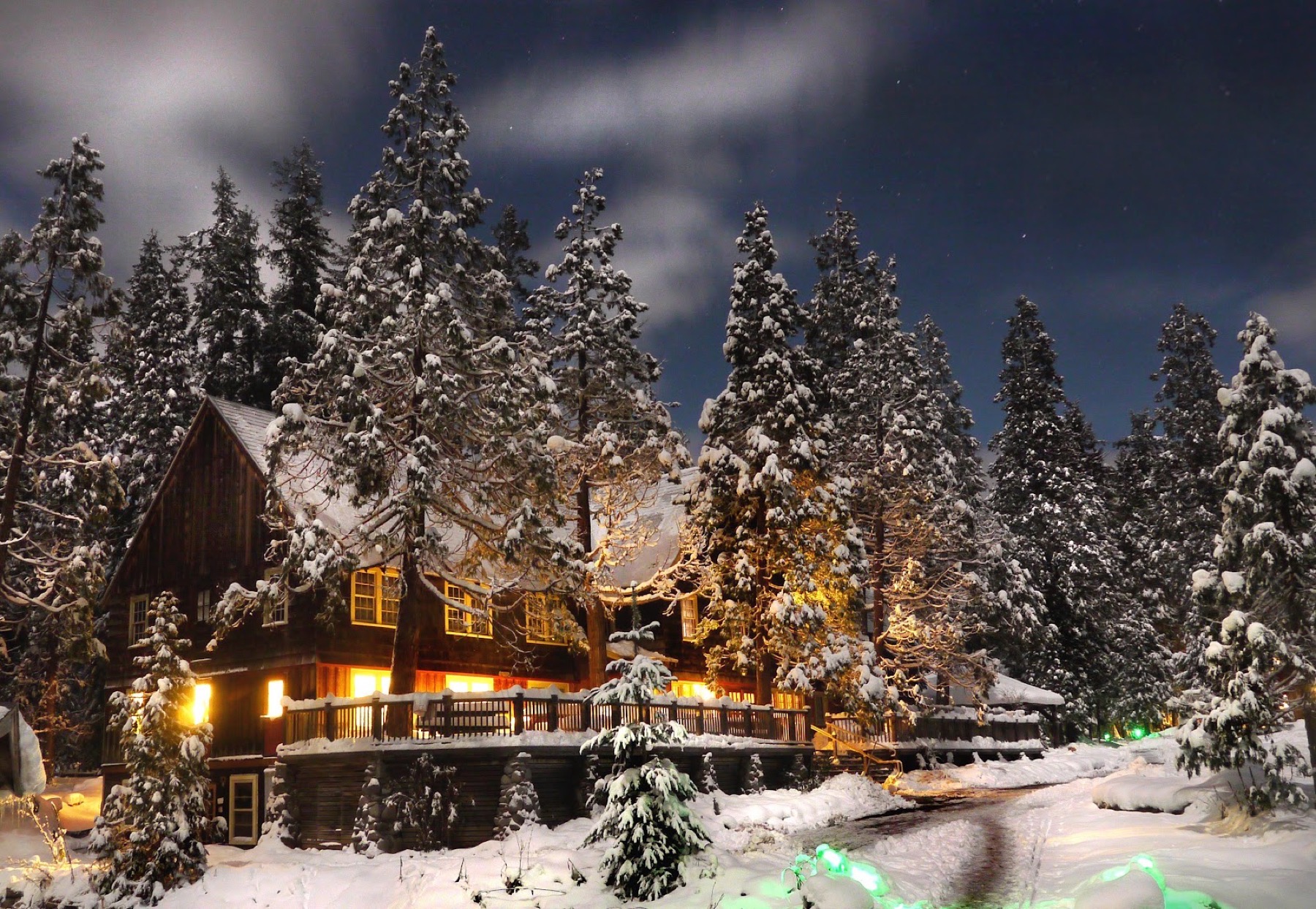 Heiße Quellen USA: 37 Tipps nach Bundesstaat in 2026 45 Breitenbush Hot Springs (Detroit, Oregon)