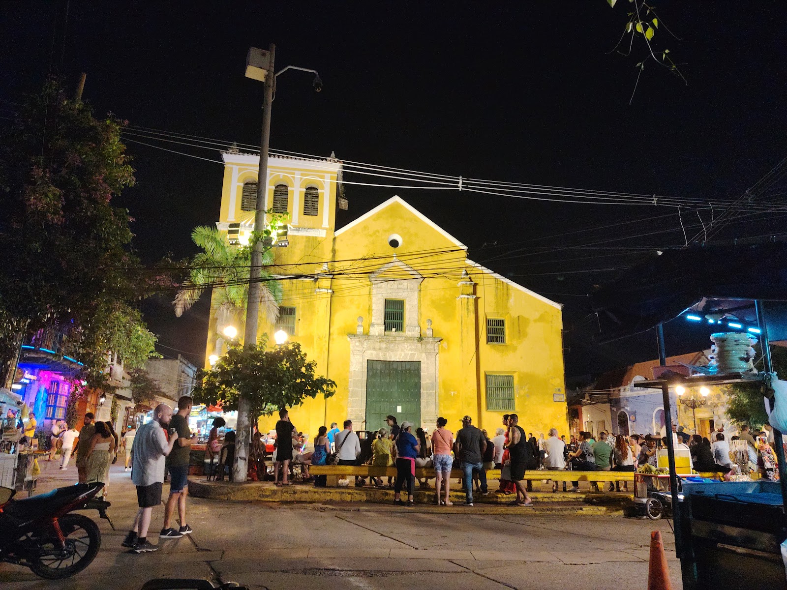 Cartagena, Colombia: 22 Things to See and Do in 2026 11 Plaza de la Trinidad in the evening
