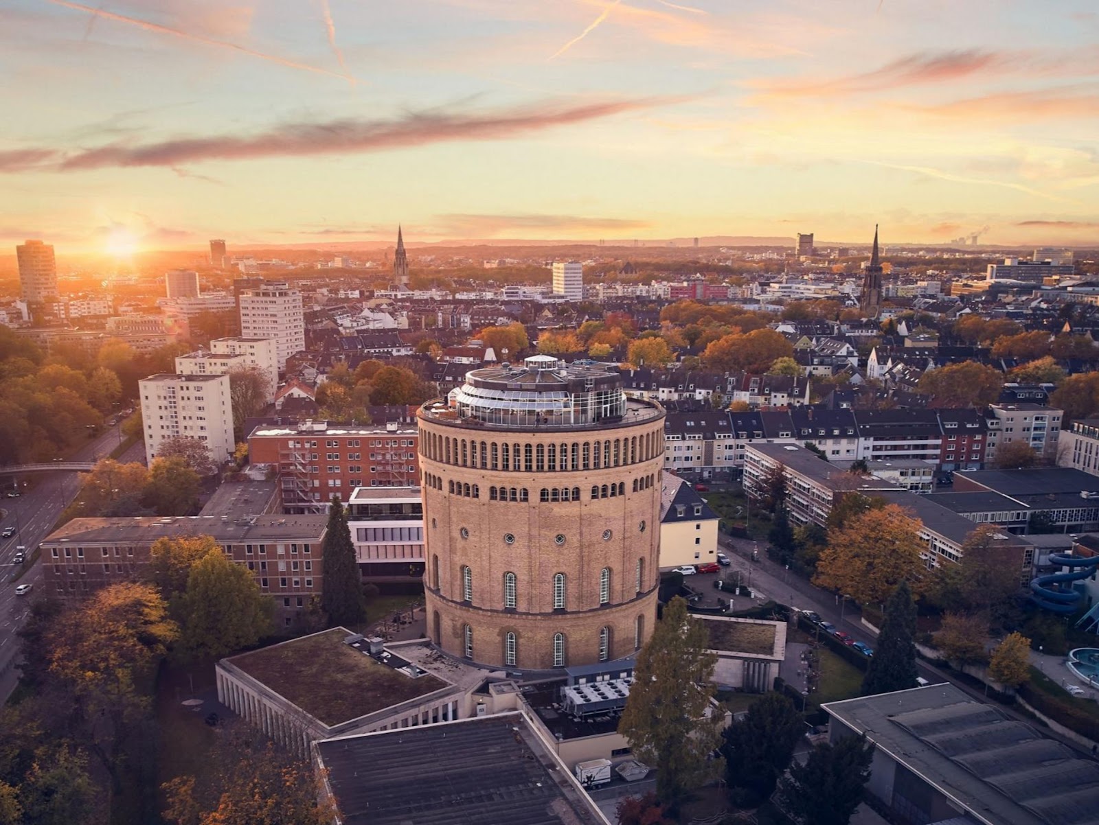 Dónde alojarte en Colonia, Alemania: 18 mejores hoteles y barrios en 2026 4 Hotel Wasserturm Hotel Cologne, Curio Collection (Altstadt-Süd)