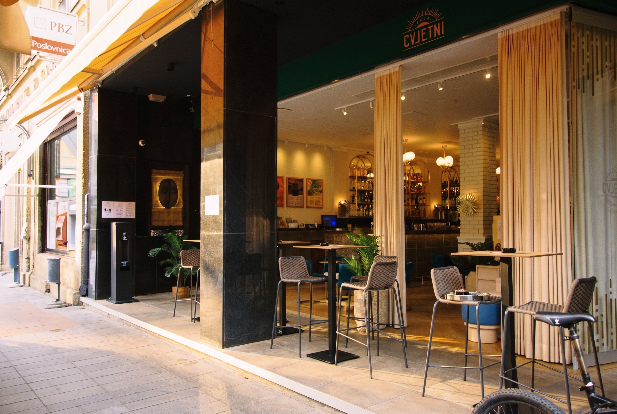 Zagreb, Croacia: 20 consejos sobre qué ver y hacer en 2026 21 Cafetería en Cvjetni trg en Zagreb