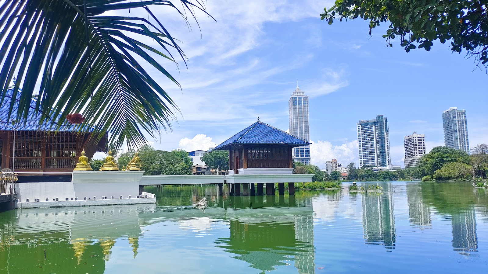 Colombo, Sri Lanka: 22 tips voor wat te zien en doen in 2026 11 Seema Malaka op het Beira meer