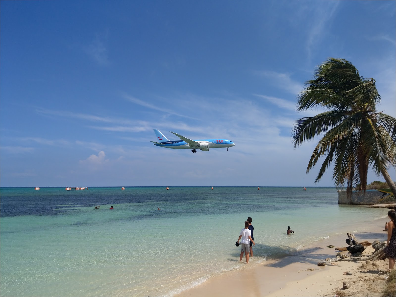 Montego Bay, Jamaika: 22 Tipps für 2026 – was du sehen und unternehmen kannst 6 Flugzeug über dem Dead End Beach