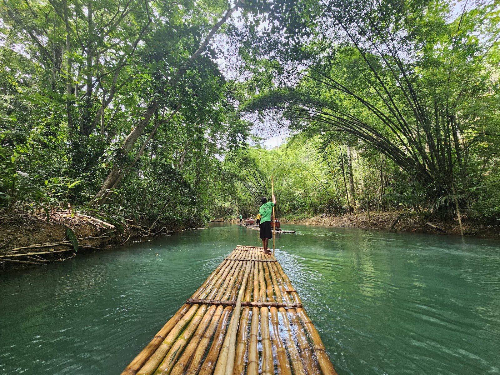 Montego Bay, Jamaika: 22 Tipps für 2026 – was du sehen und unternehmen kannst 9 Bambusfloß auf dem Fluss Martha Brae
