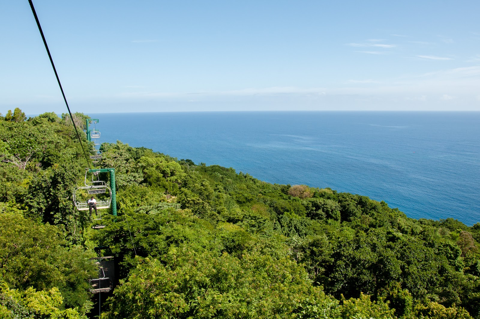 Montego Bay, Jamaika: 22 Tipps für 2026 – was du sehen und unternehmen kannst 22 Blick von der Mystic Mountain Seilbahn aufs Meer